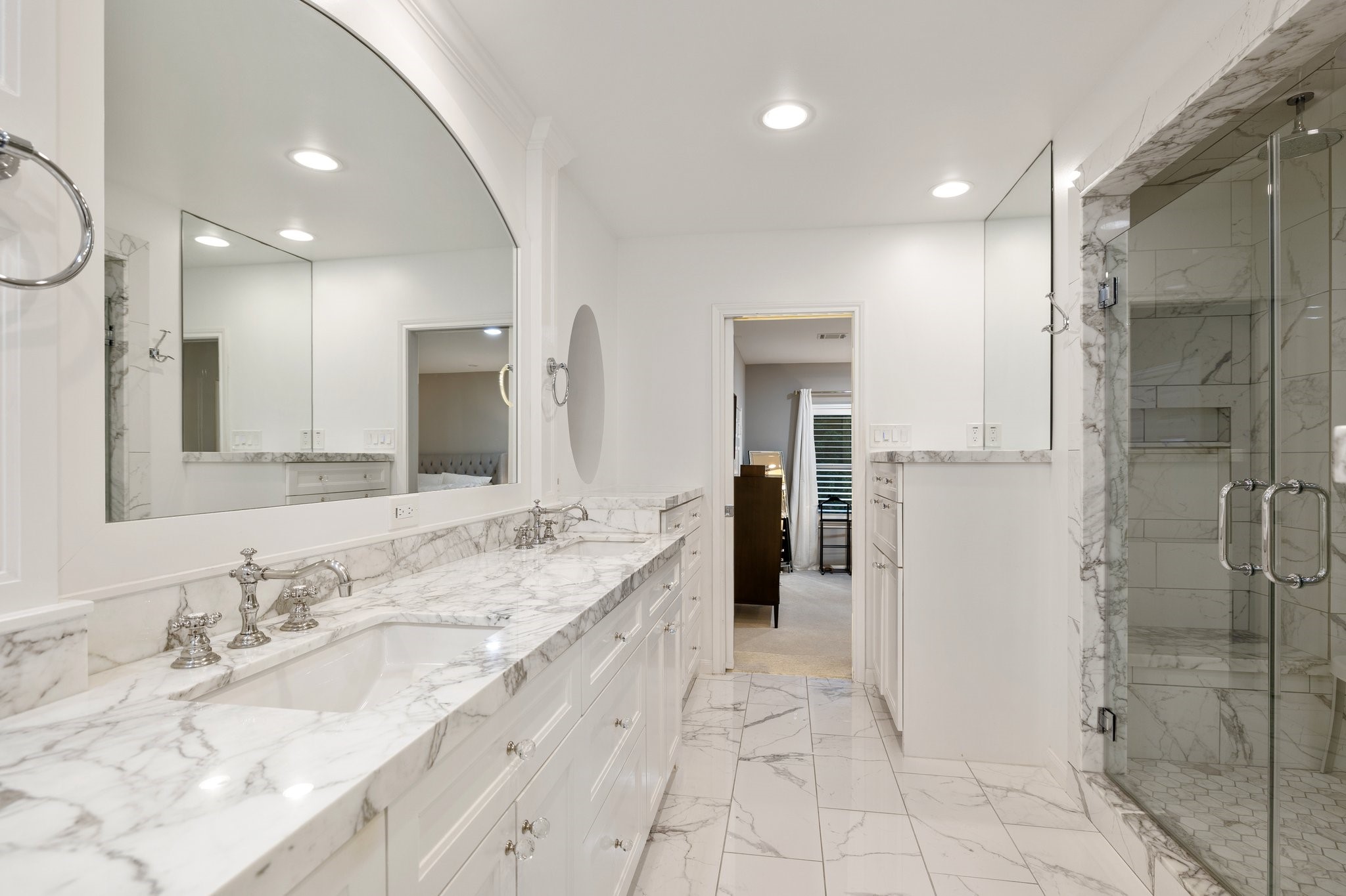 2 Warrenton Drive , Houston, TX, 77024 | 54242710 | Realty Texas LLC