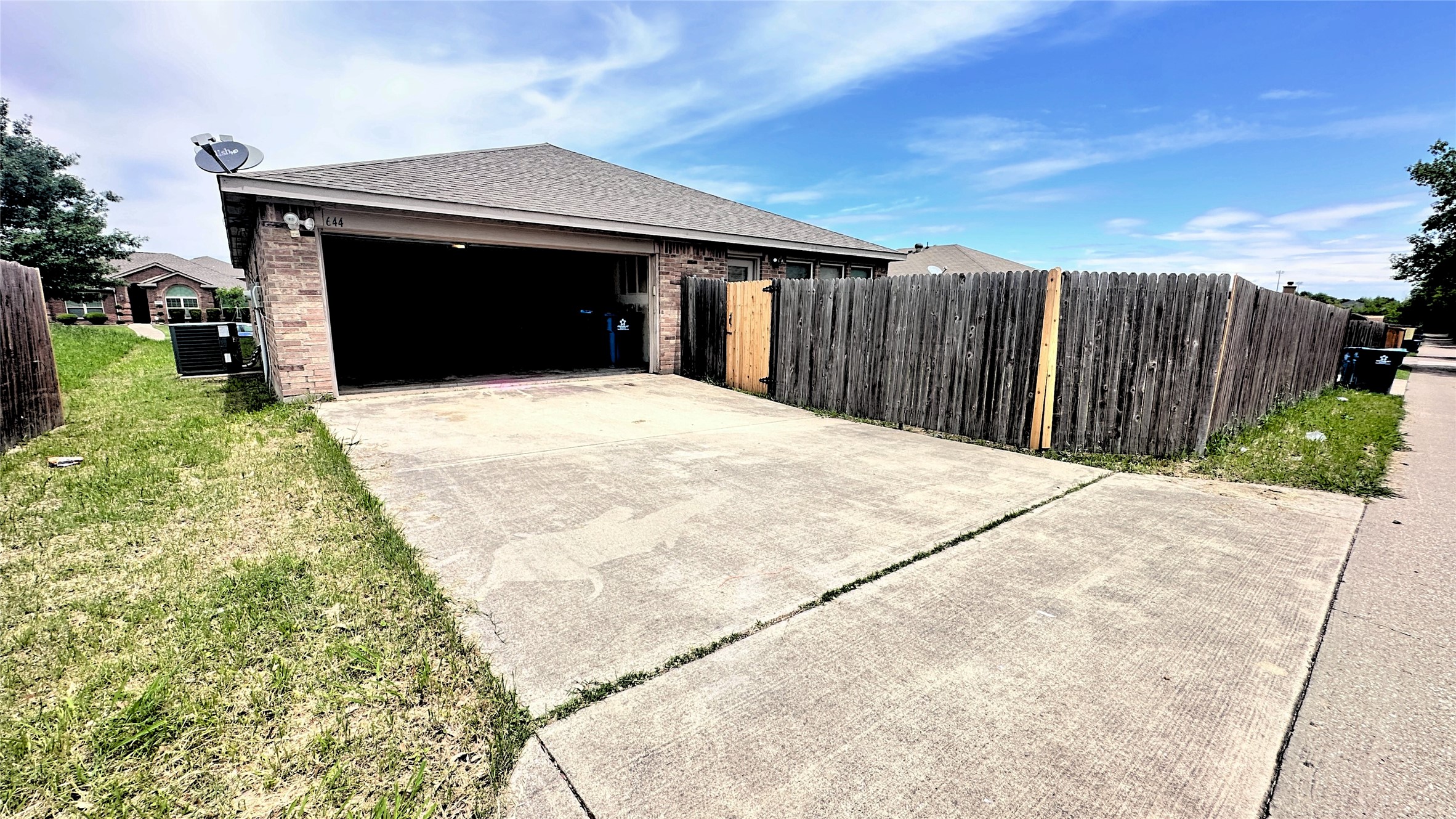 644 Rain Lily Drive , DeSoto, TX, 75115 | 20933384 | Realty Texas LLC