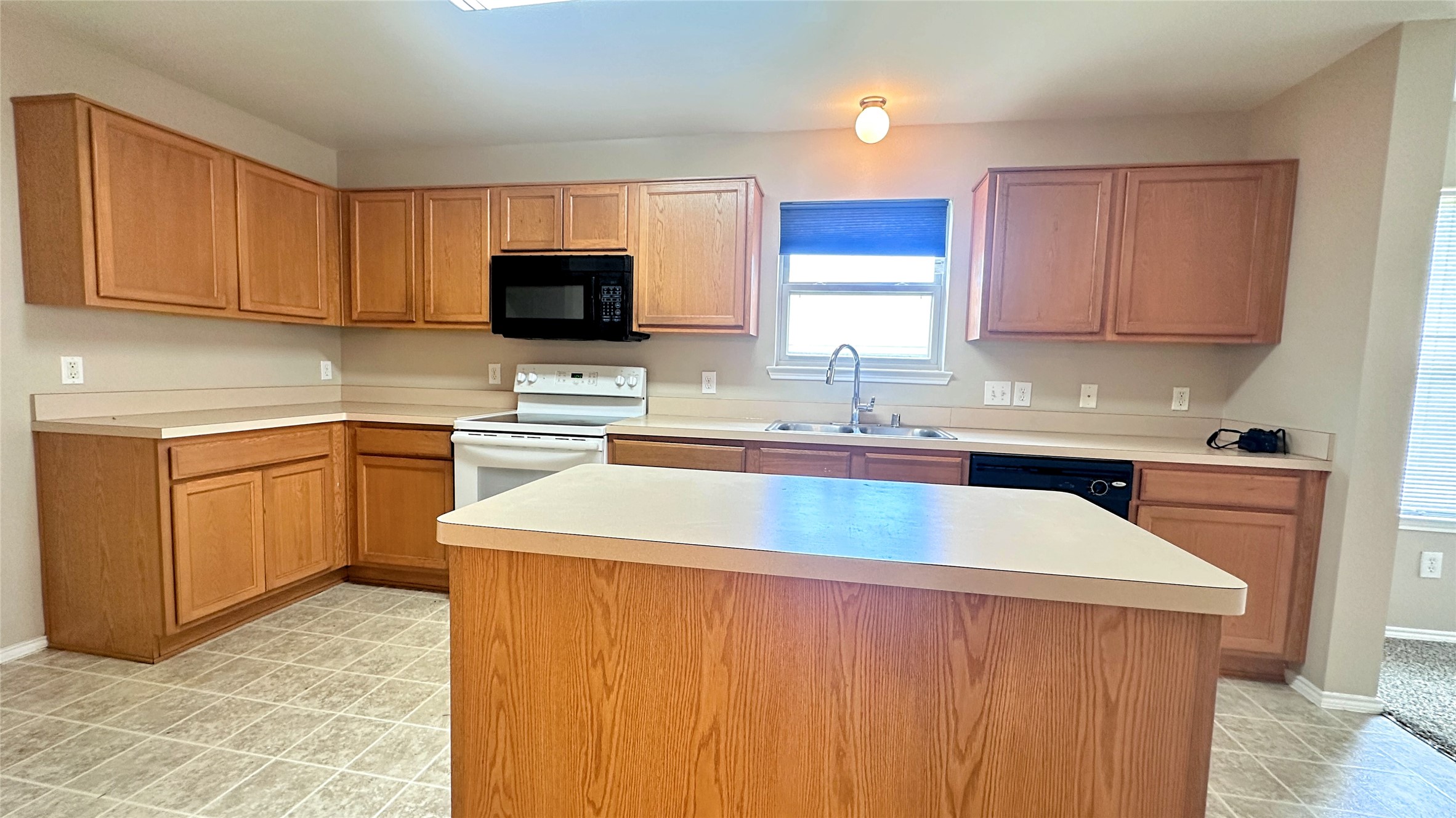 644 Rain Lily Drive , DeSoto, TX, 75115 | 20933384 | Realty Texas LLC