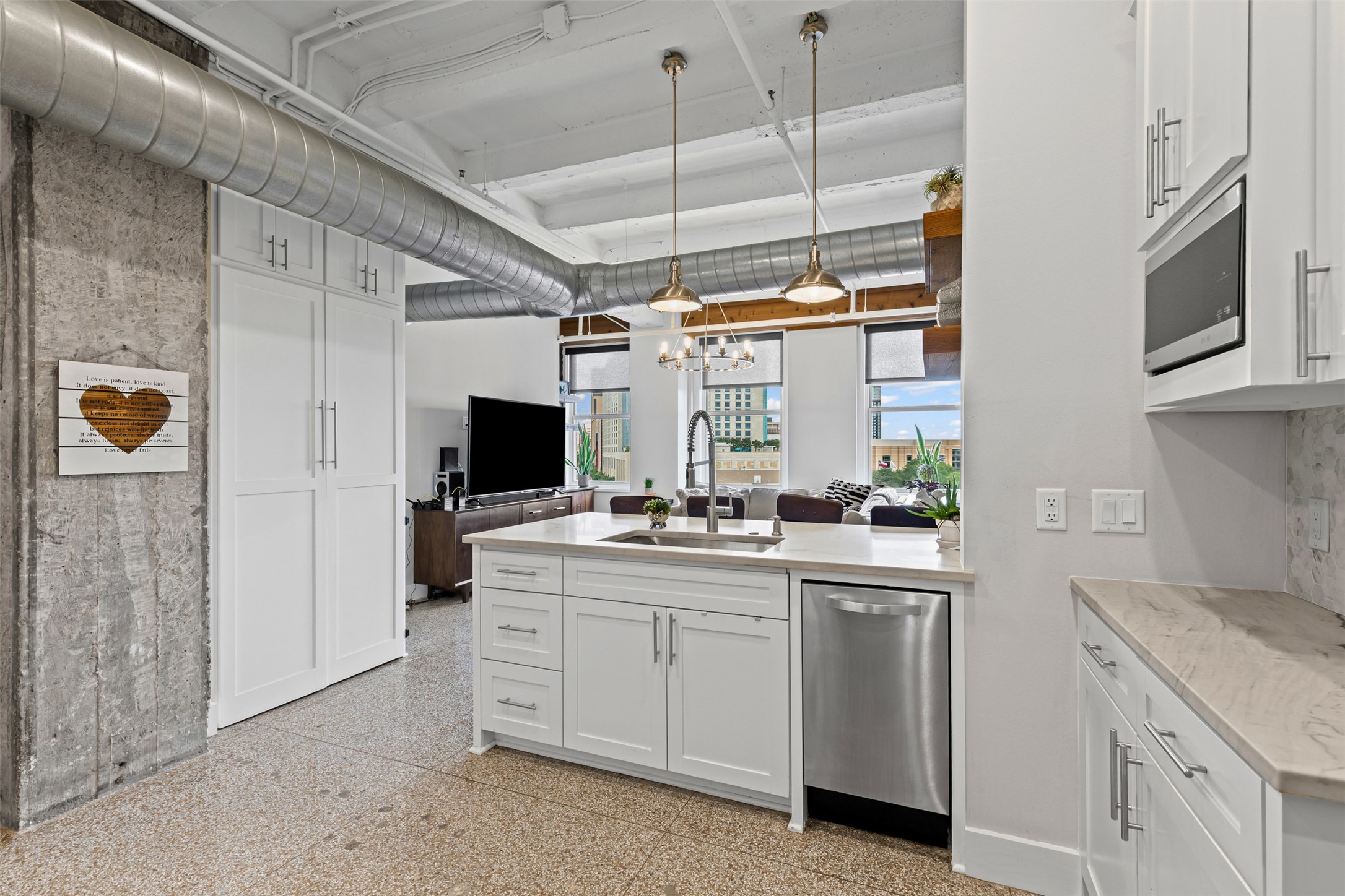 221 W Lancaster Avenue 4012 , Fort Worth, TX, 76102 | 20933504 | Realty Texas LLC