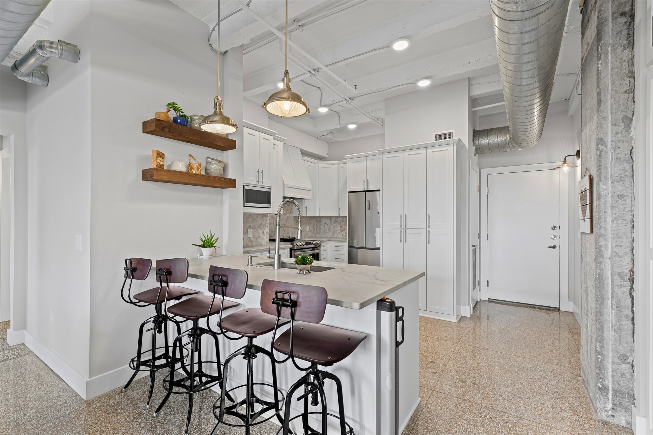 221 W Lancaster Avenue 4012 , Fort Worth, TX, 76102 | 20933504 | Realty Texas LLC