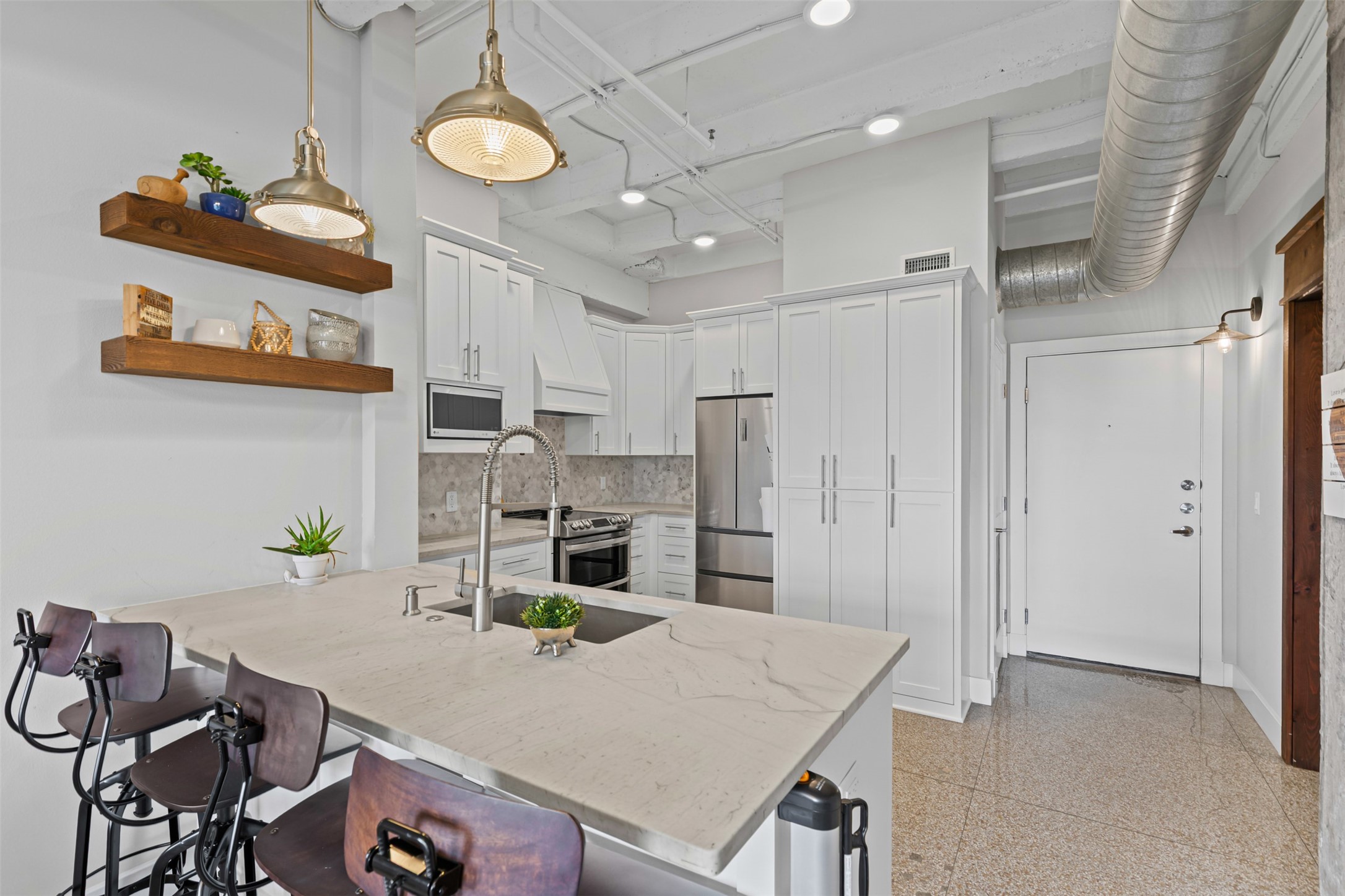 221 W Lancaster Avenue 4012 , Fort Worth, TX, 76102 | 20933504 | Realty Texas LLC