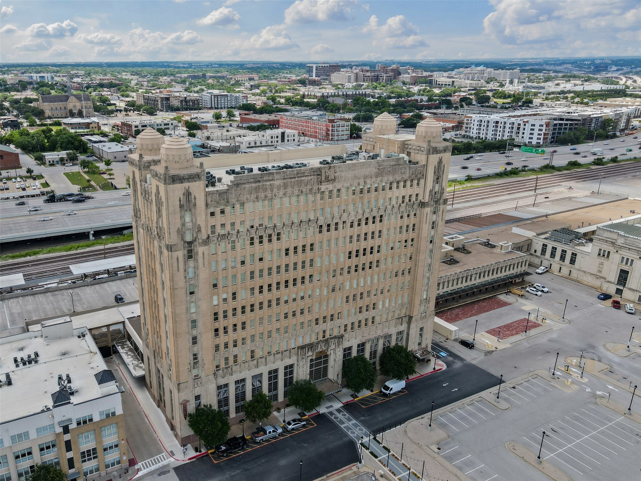 221 W Lancaster Avenue 4012 , Fort Worth, TX, 76102 | 20933504 | Realty Texas LLC