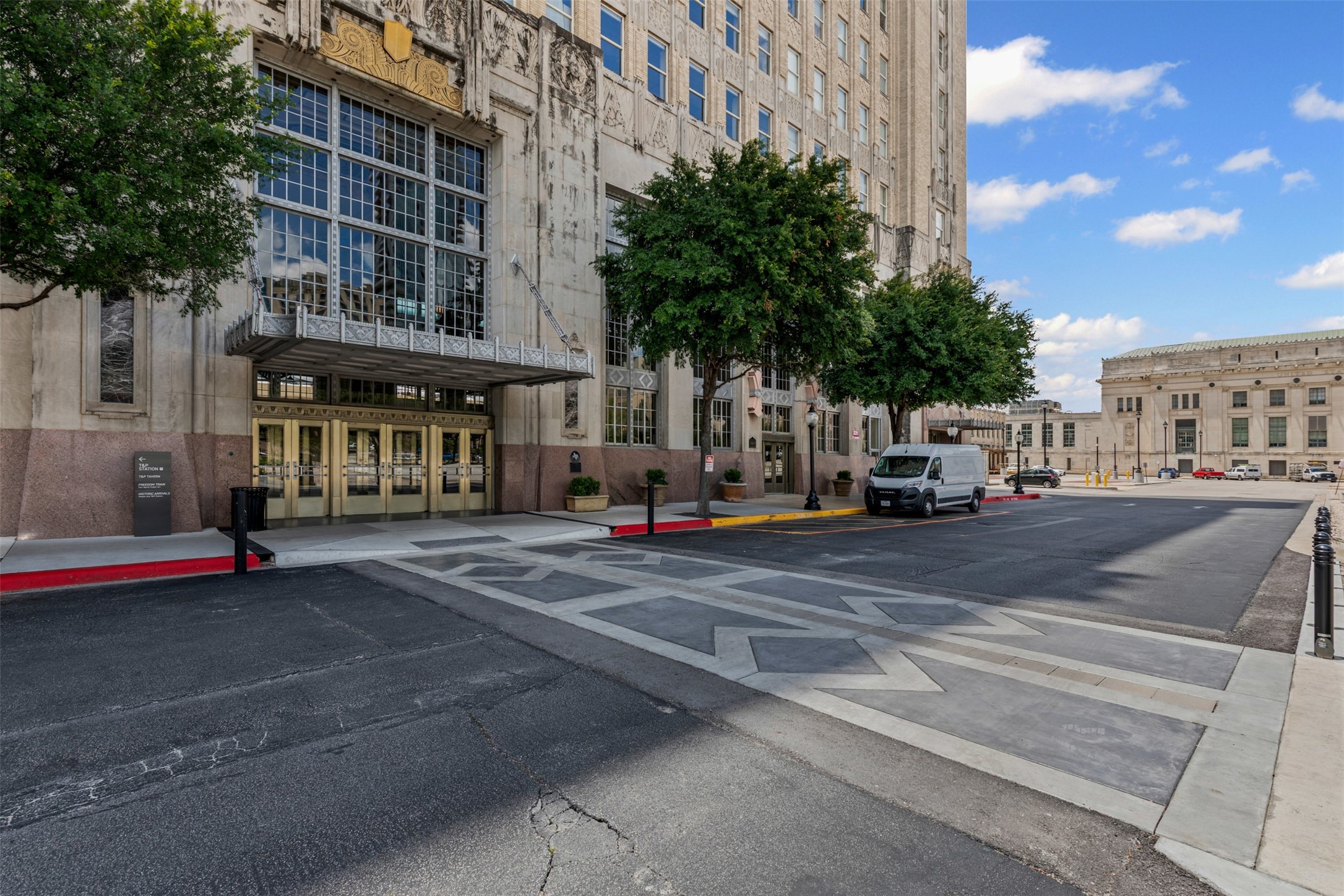 221 W Lancaster Avenue 4012 , Fort Worth, TX, 76102 | 20933504 | Realty Texas LLC