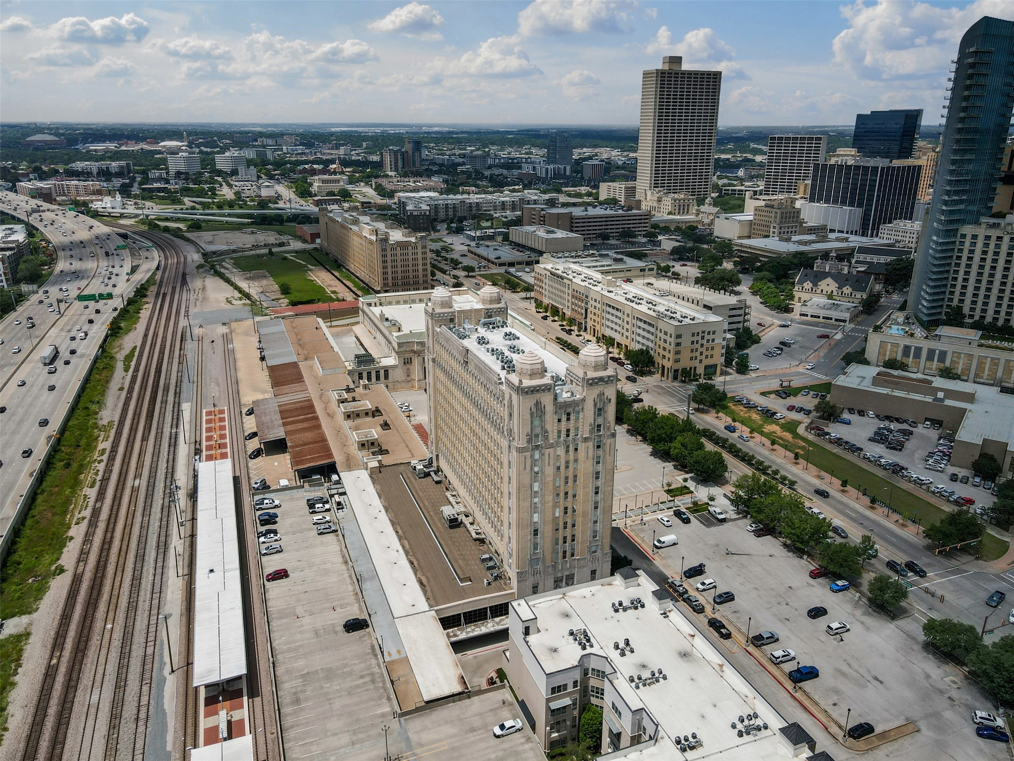 221 W Lancaster Avenue 4012 , Fort Worth, TX, 76102 | 20933504 | Realty Texas LLC