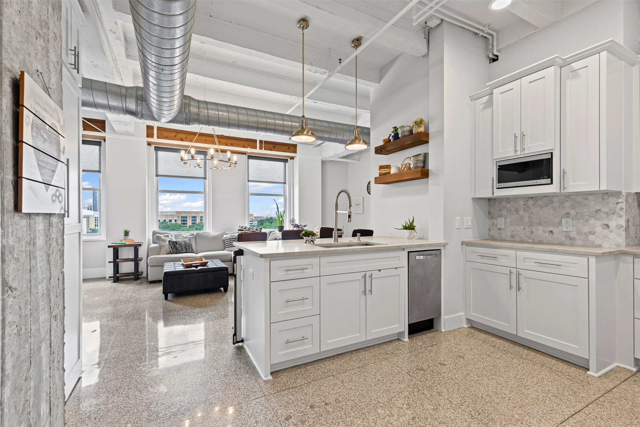 221 W Lancaster Avenue 4012 , Fort Worth, TX, 76102 | 20933504 | Realty Texas LLC