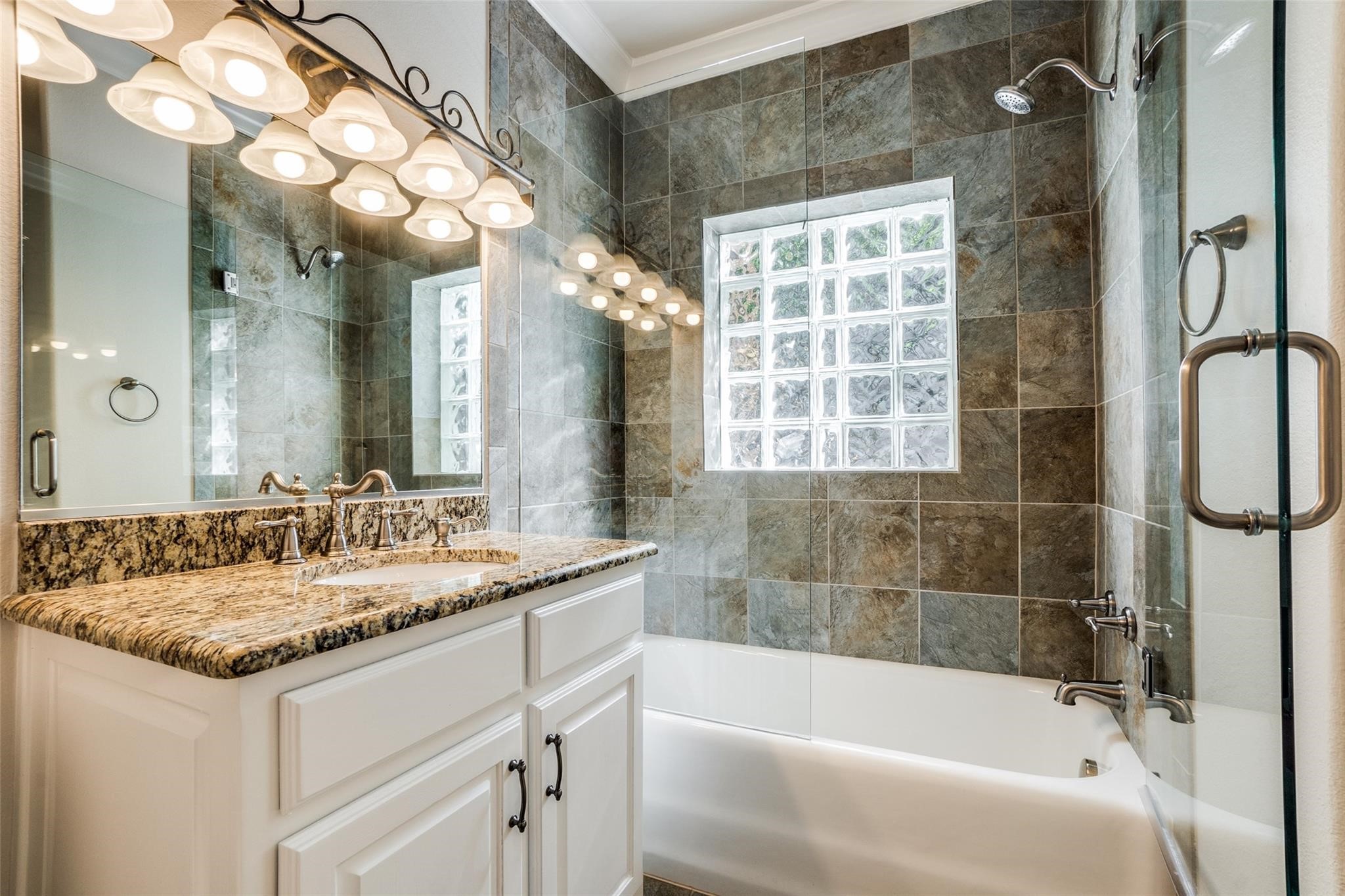 4236 University Boulevard , University Park, TX, 75205 | 20925221 | Realty Texas LLC