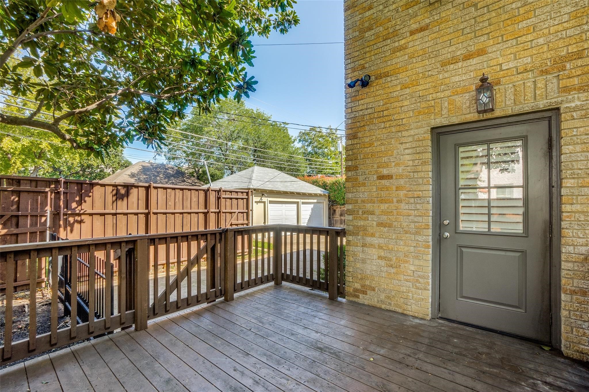 4236 University Boulevard , University Park, TX, 75205 | 20925221 | Realty Texas LLC