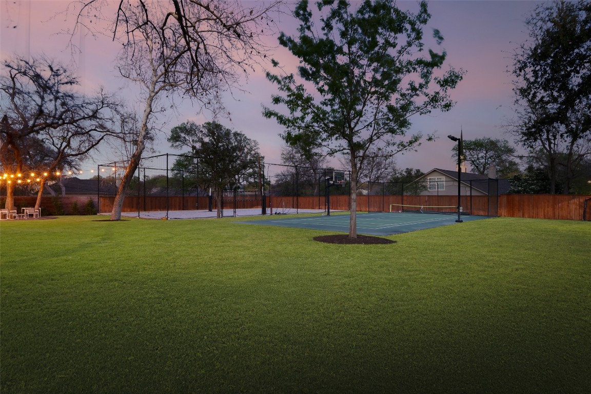 2704 Greenlee Drive, Austin, TX, 78703 | 6998812 | Realty Texas LLC