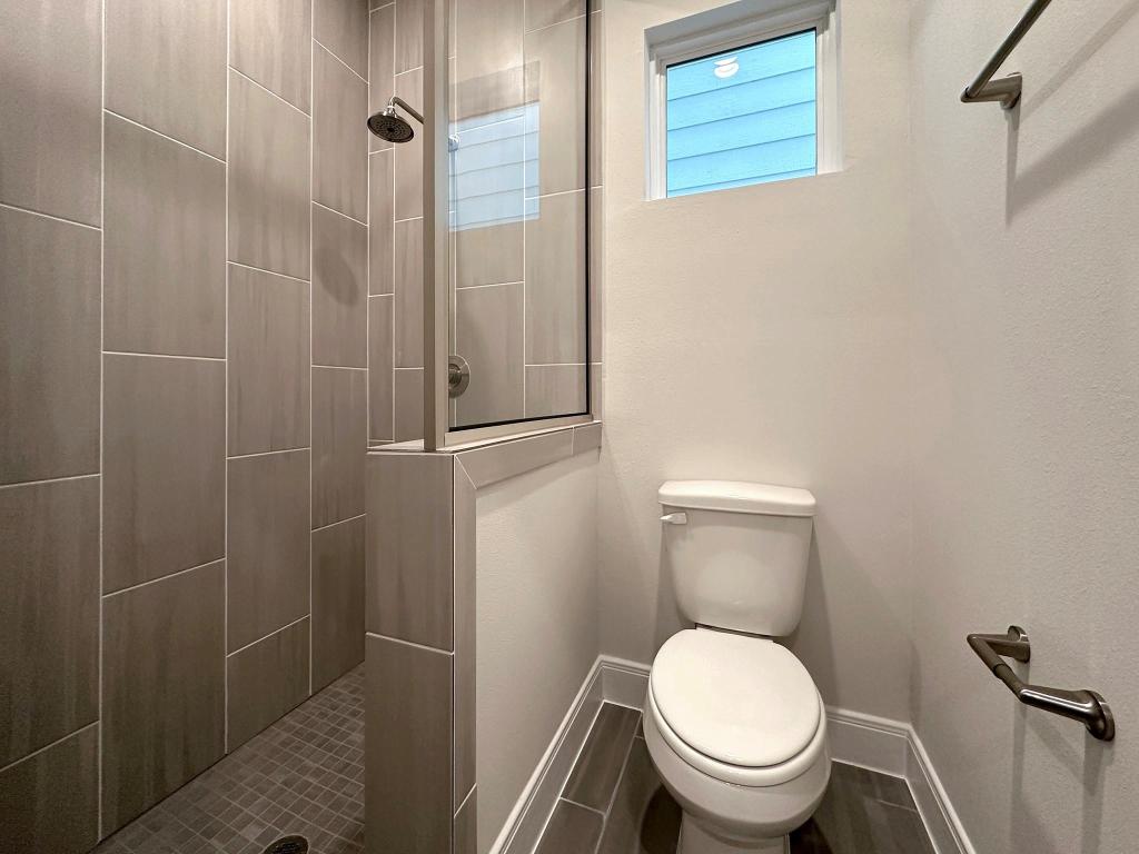 2716 Grand Fountains Drive E , Houston, TX, 77054 | 3178338 | Realty Texas LLC