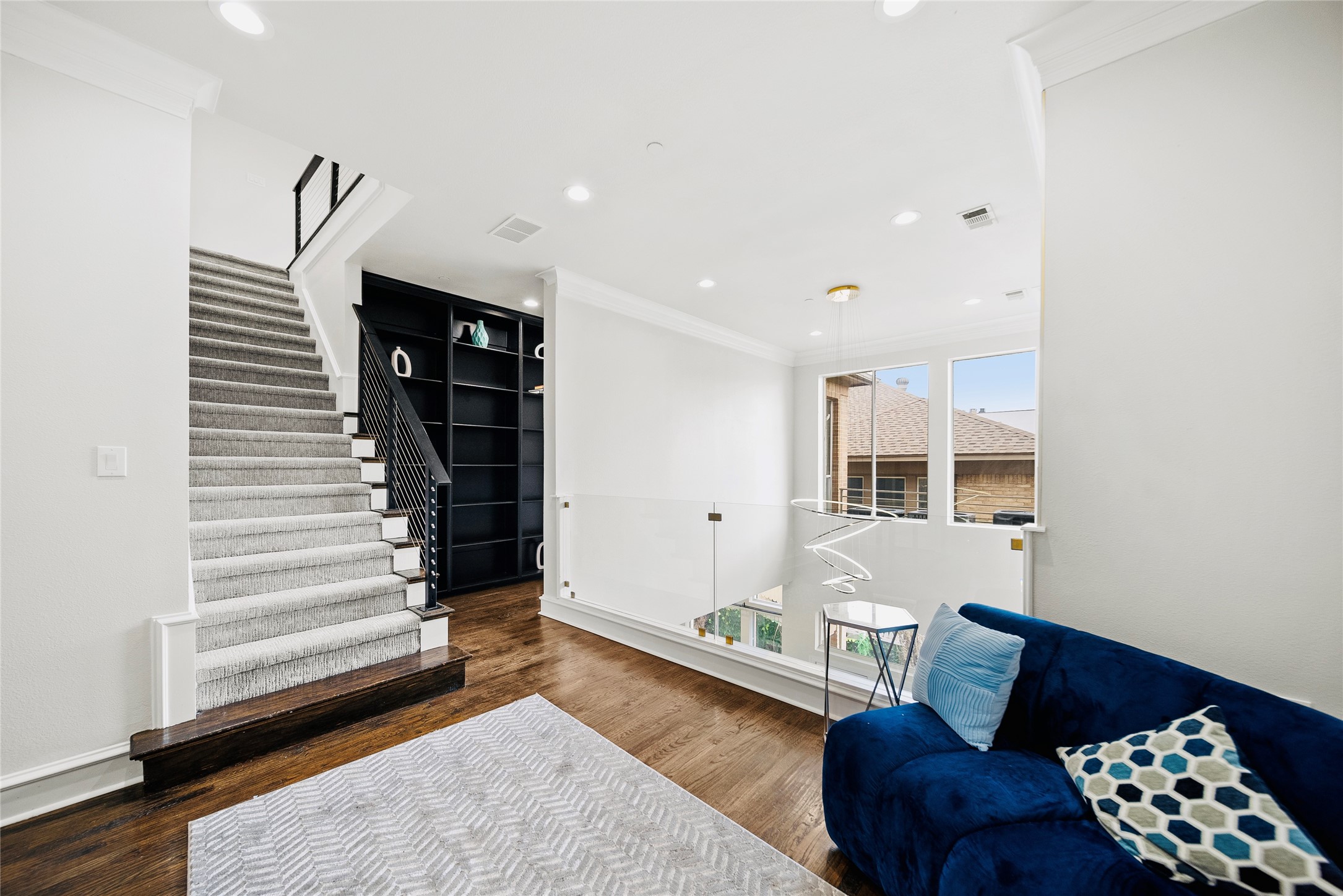 3307 Throckmorton Street , Dallas, TX, 75219 | 20934003 | Realty Texas LLC