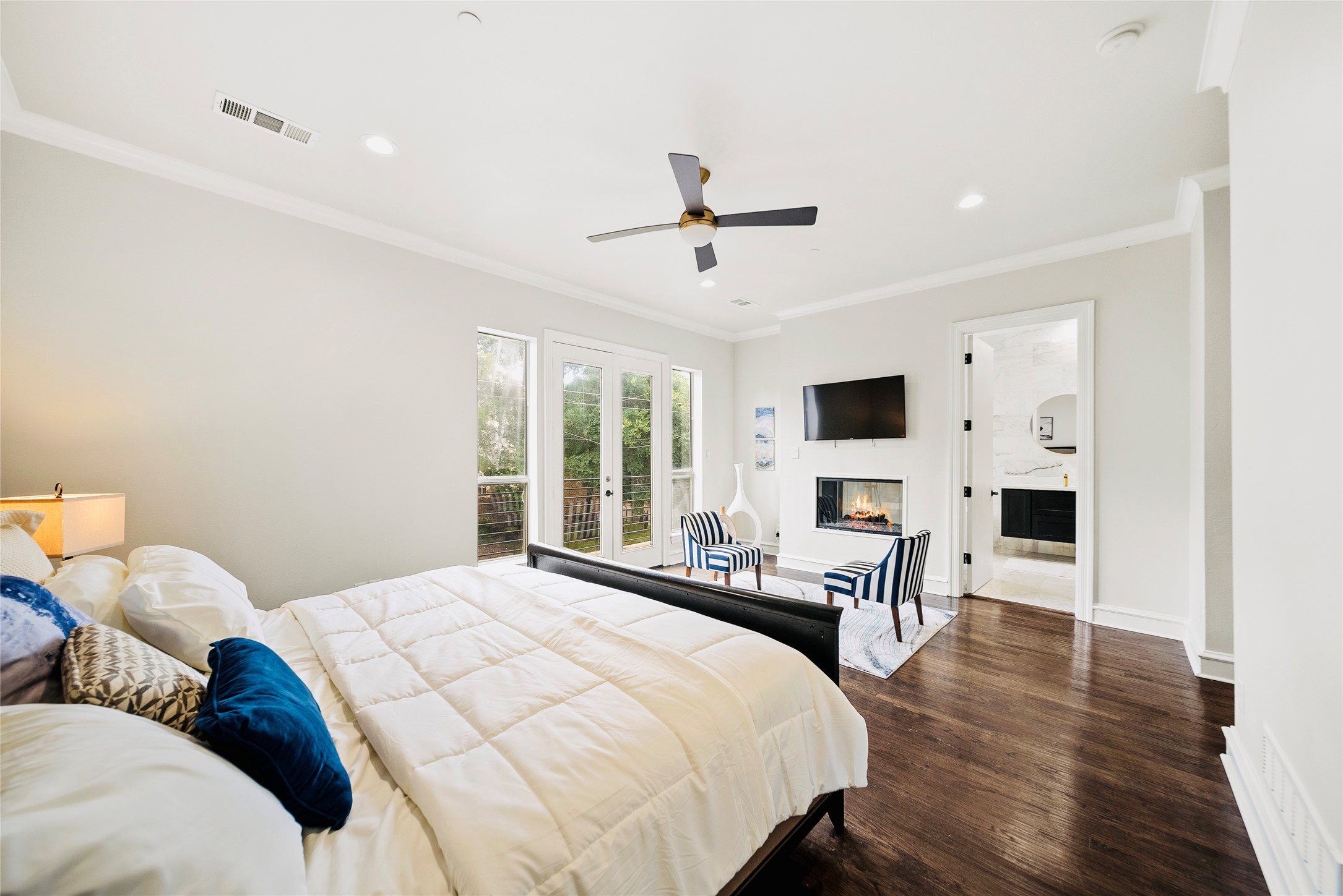 3307 Throckmorton Street , Dallas, TX, 75219 | 20934003 | Realty Texas LLC