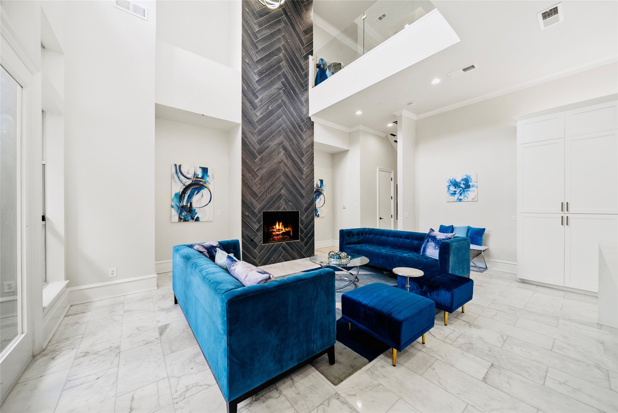 3307 Throckmorton Street , Dallas, TX, 75219 | 20934003 | Realty Texas LLC