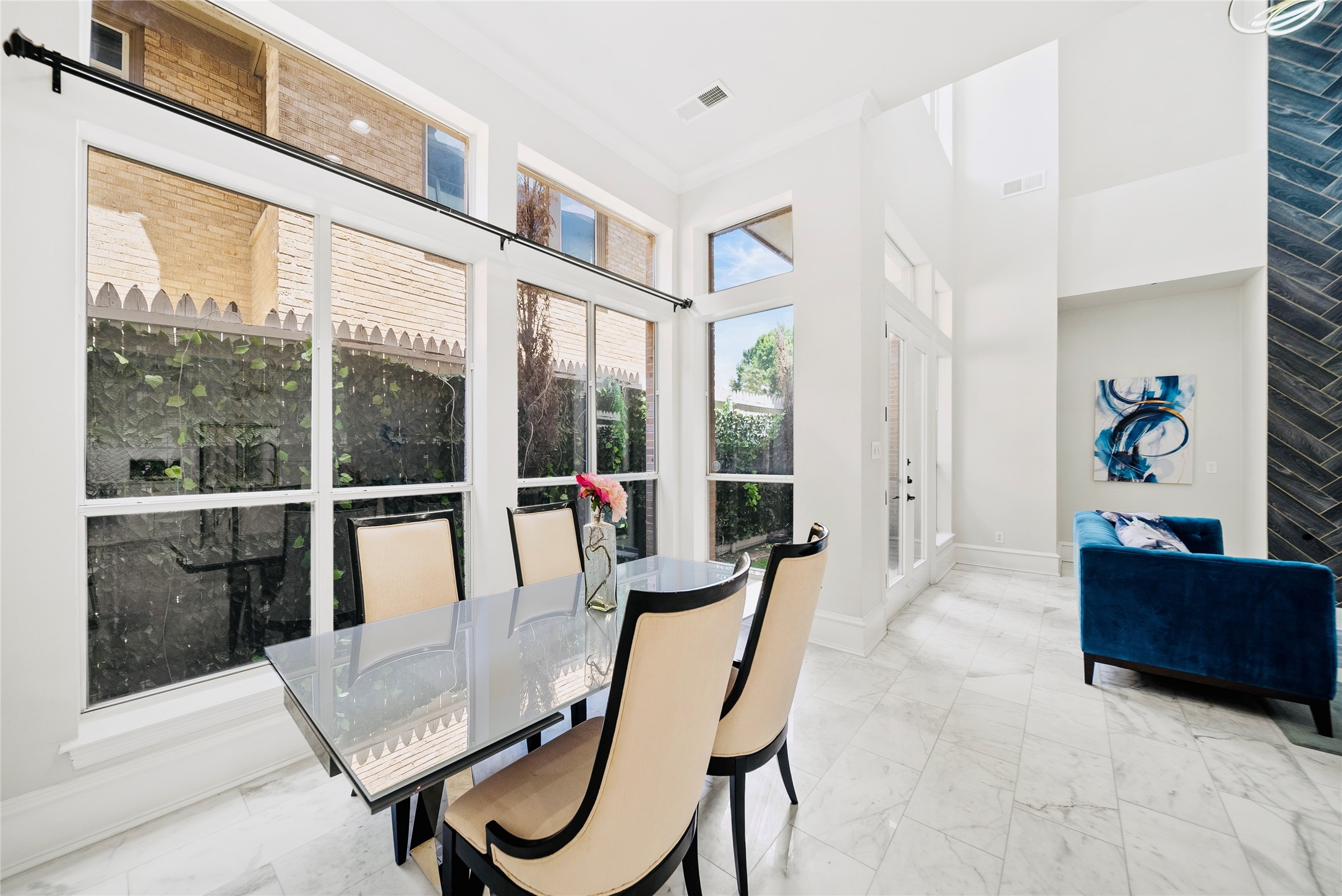 3307 Throckmorton Street , Dallas, TX, 75219 | 20934003 | Realty Texas LLC