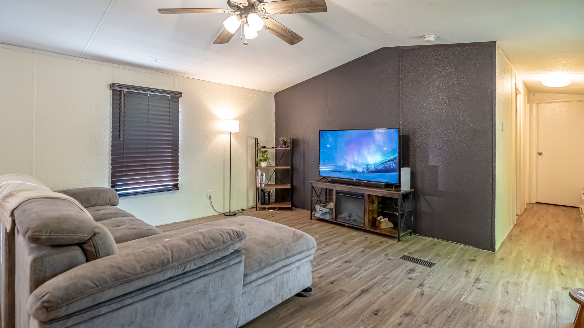 3622 Brook Valley Street , Granbury, TX, 76048 | 20934046 | Realty Texas LLC