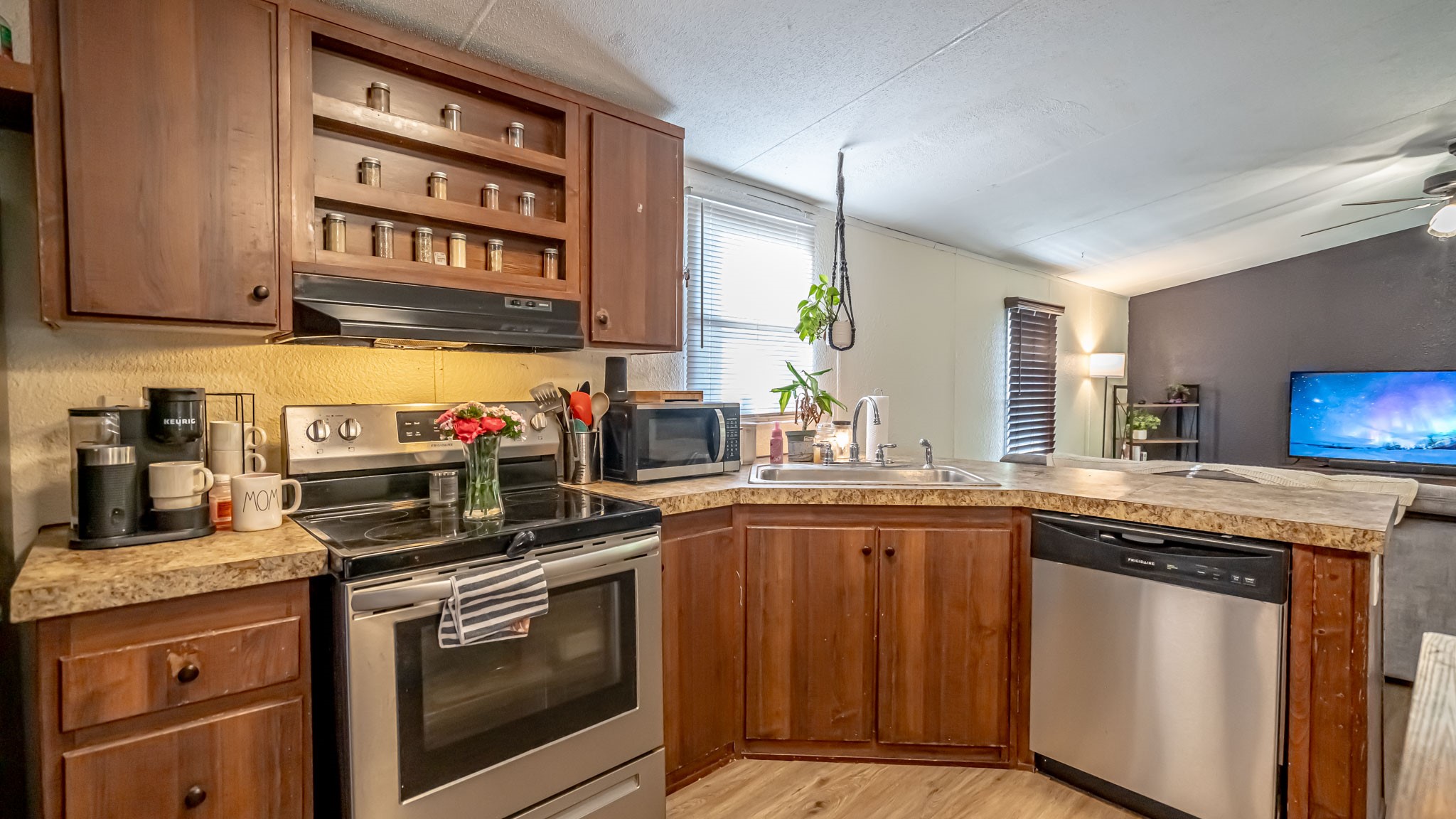 3622 Brook Valley Street , Granbury, TX, 76048 | 20934046 | Realty Texas LLC