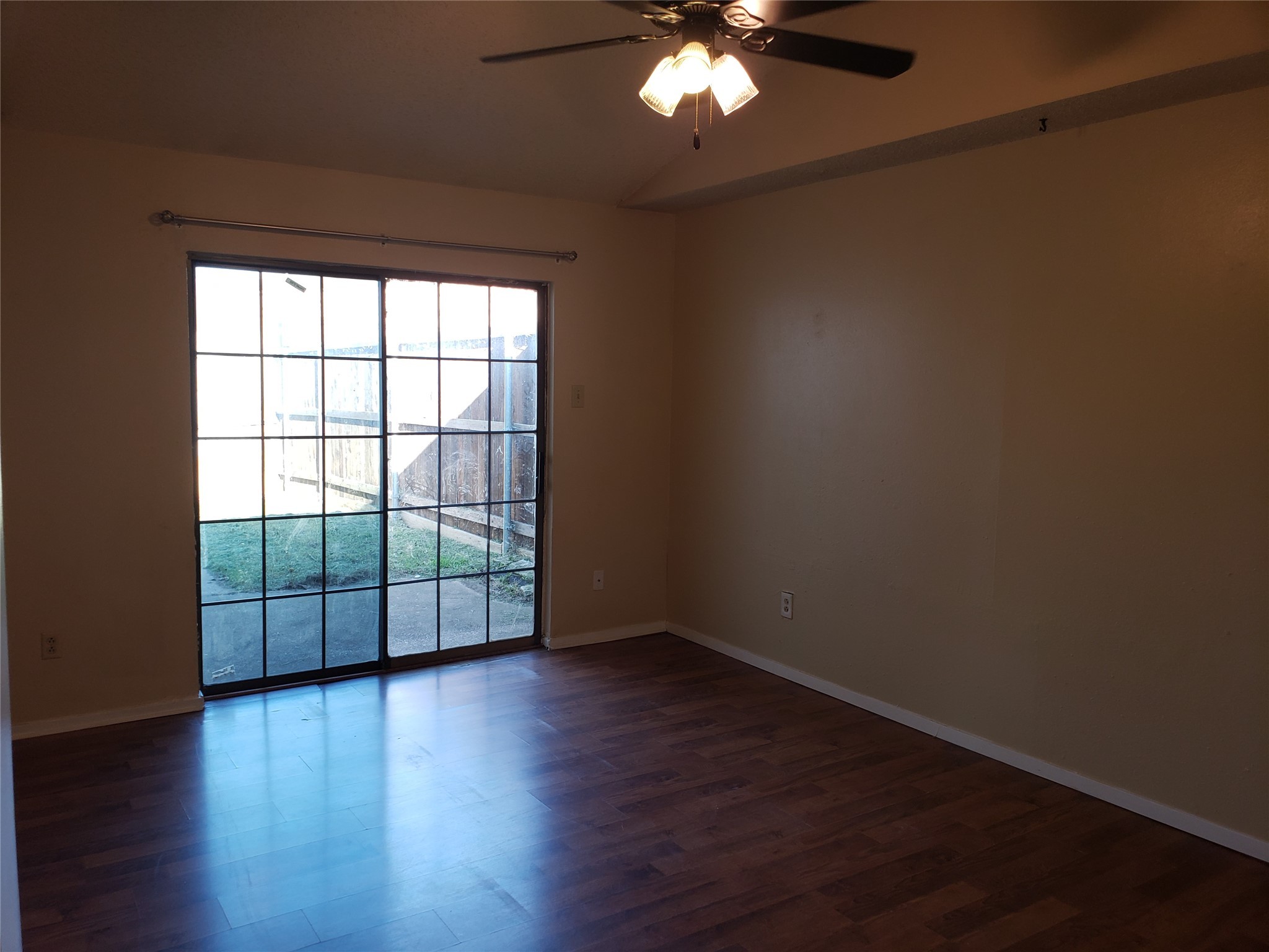 557 Prairie Dell Street , Lewisville, TX, 75067 | 20932628 | Realty Texas LLC