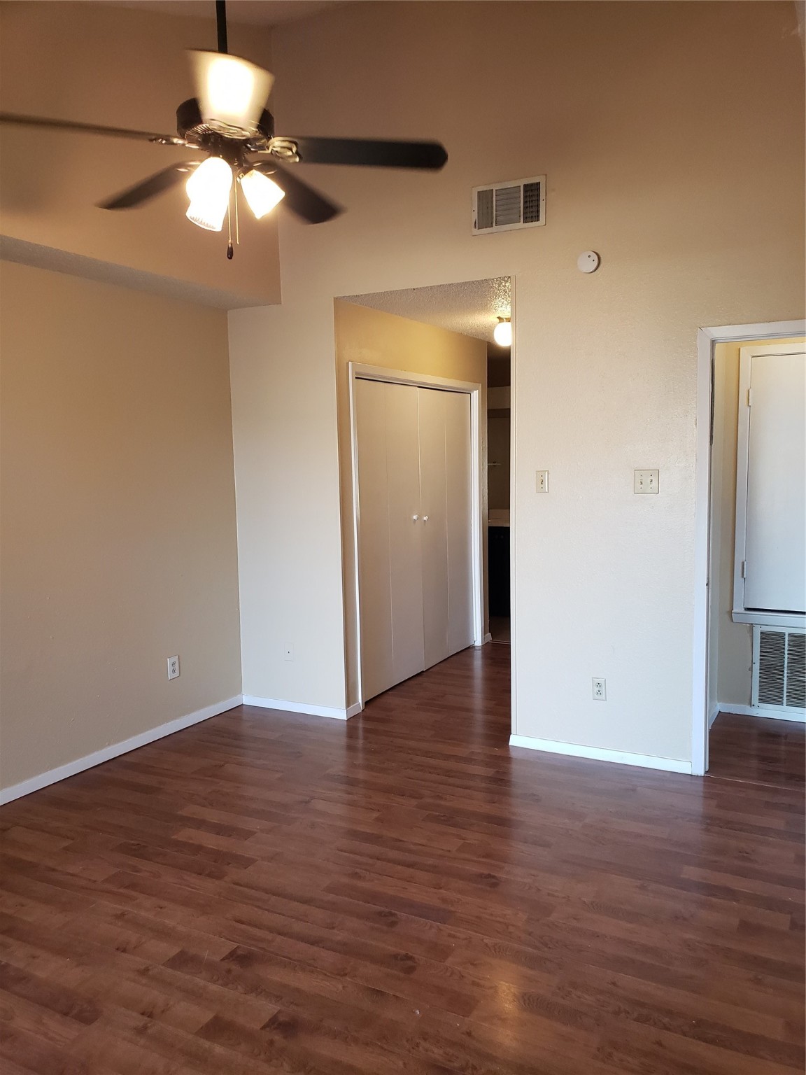 557 Prairie Dell Street , Lewisville, TX, 75067 | 20932628 | Realty Texas LLC
