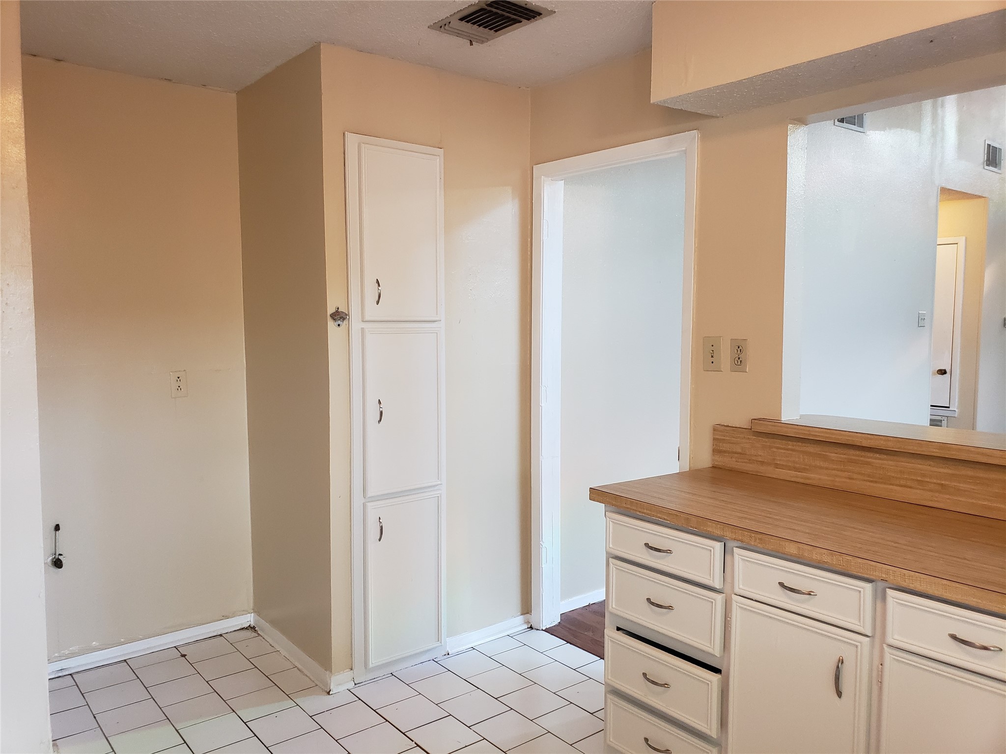 557 Prairie Dell Street , Lewisville, TX, 75067 | 20932628 | Realty Texas LLC