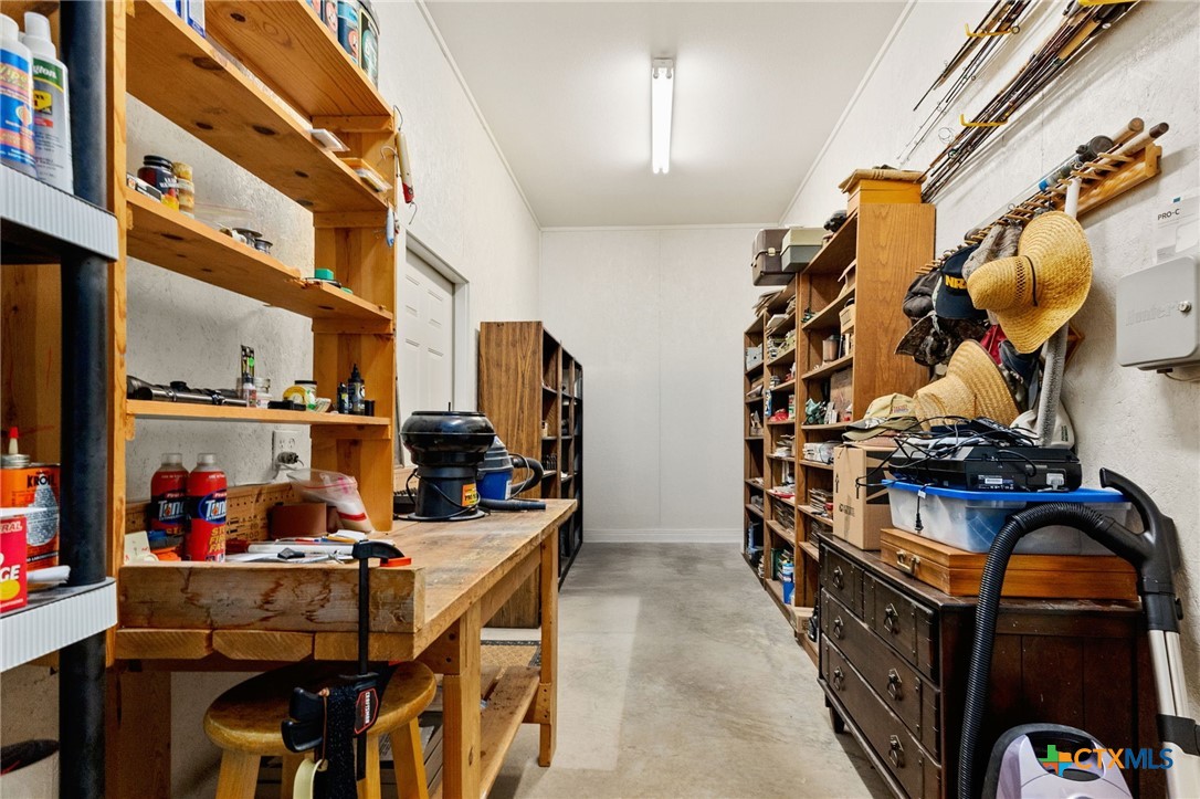 557 Timber Hollow , New Braunfels, TX, 78132 | 578898 | Realty Texas LLC