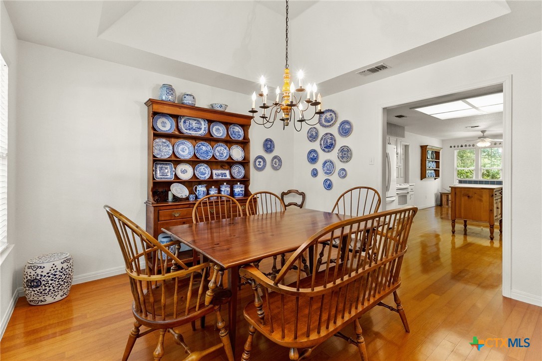 557 Timber Hollow , New Braunfels, TX, 78132 | 578898 | Realty Texas LLC