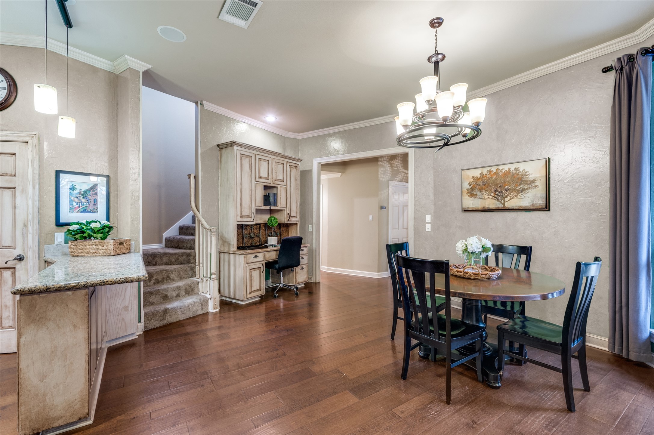 4 Rushing Meadow Court , Dalworthington Gardens, TX, 76016 | 20933142 | Realty Texas LLC