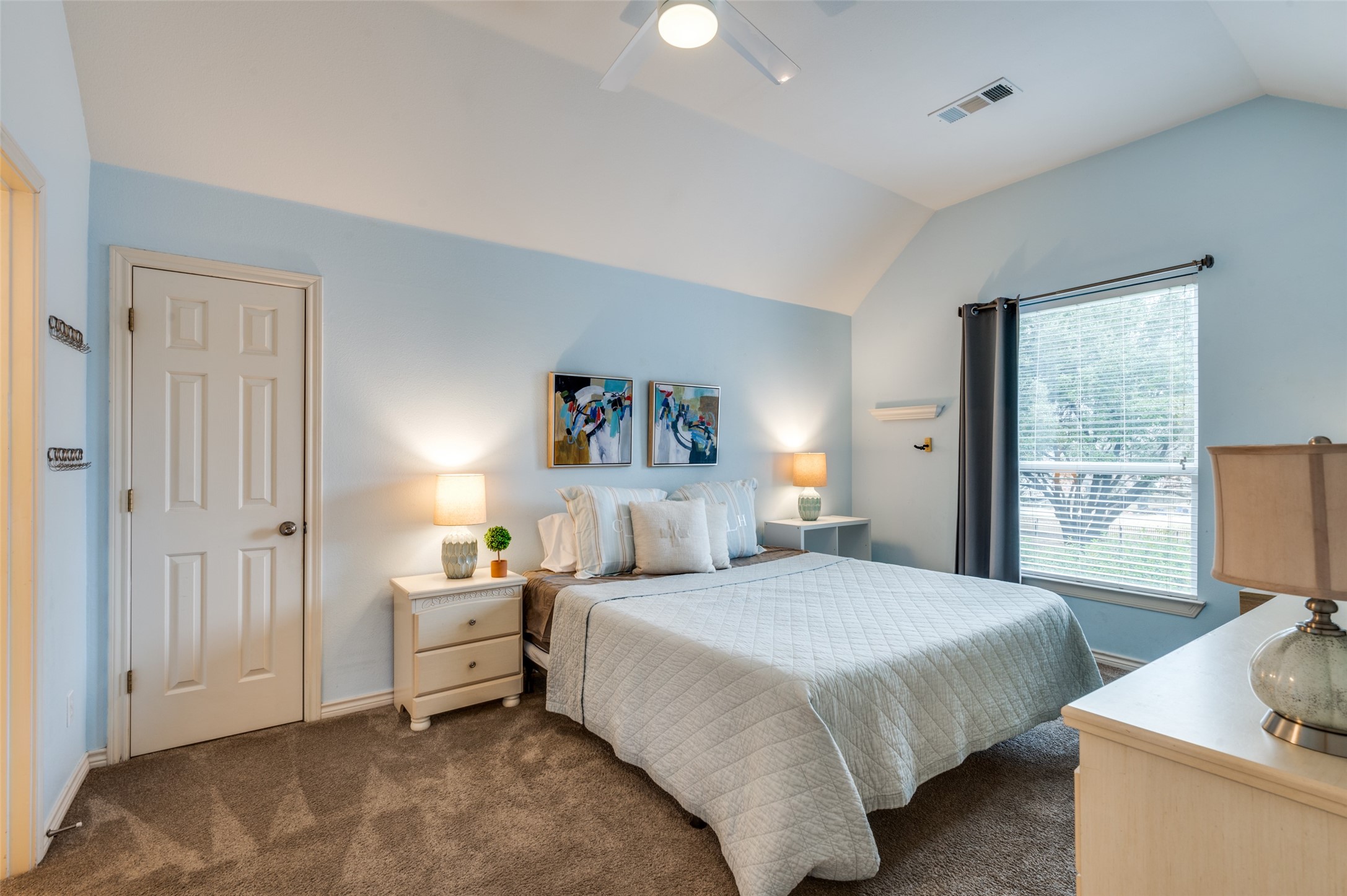 4 Rushing Meadow Court , Dalworthington Gardens, TX, 76016 | 20933142 | Realty Texas LLC