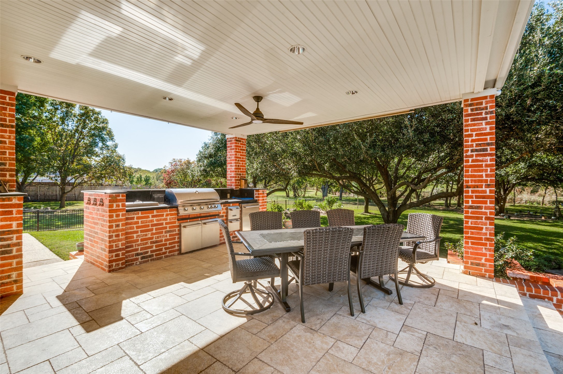 4 Rushing Meadow Court , Dalworthington Gardens, TX, 76016 | 20933142 | Realty Texas LLC