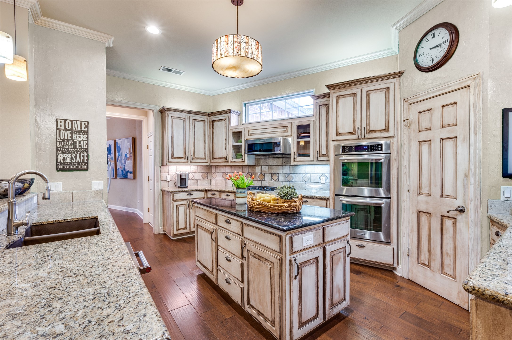 4 Rushing Meadow Court , Dalworthington Gardens, TX, 76016 | 20933142 | Realty Texas LLC