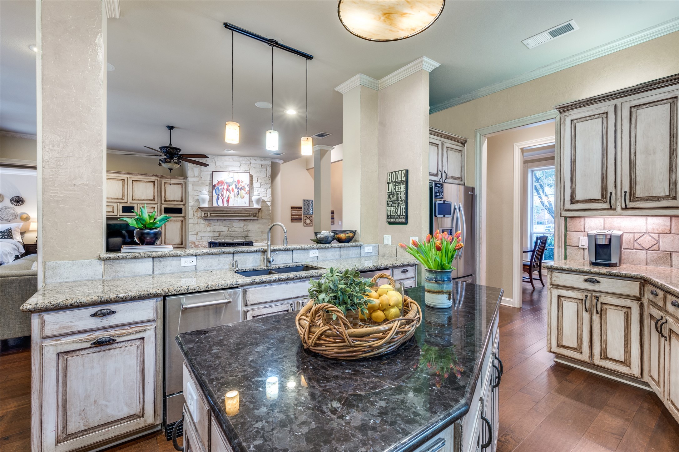 4 Rushing Meadow Court , Dalworthington Gardens, TX, 76016 | 20933142 | Realty Texas LLC