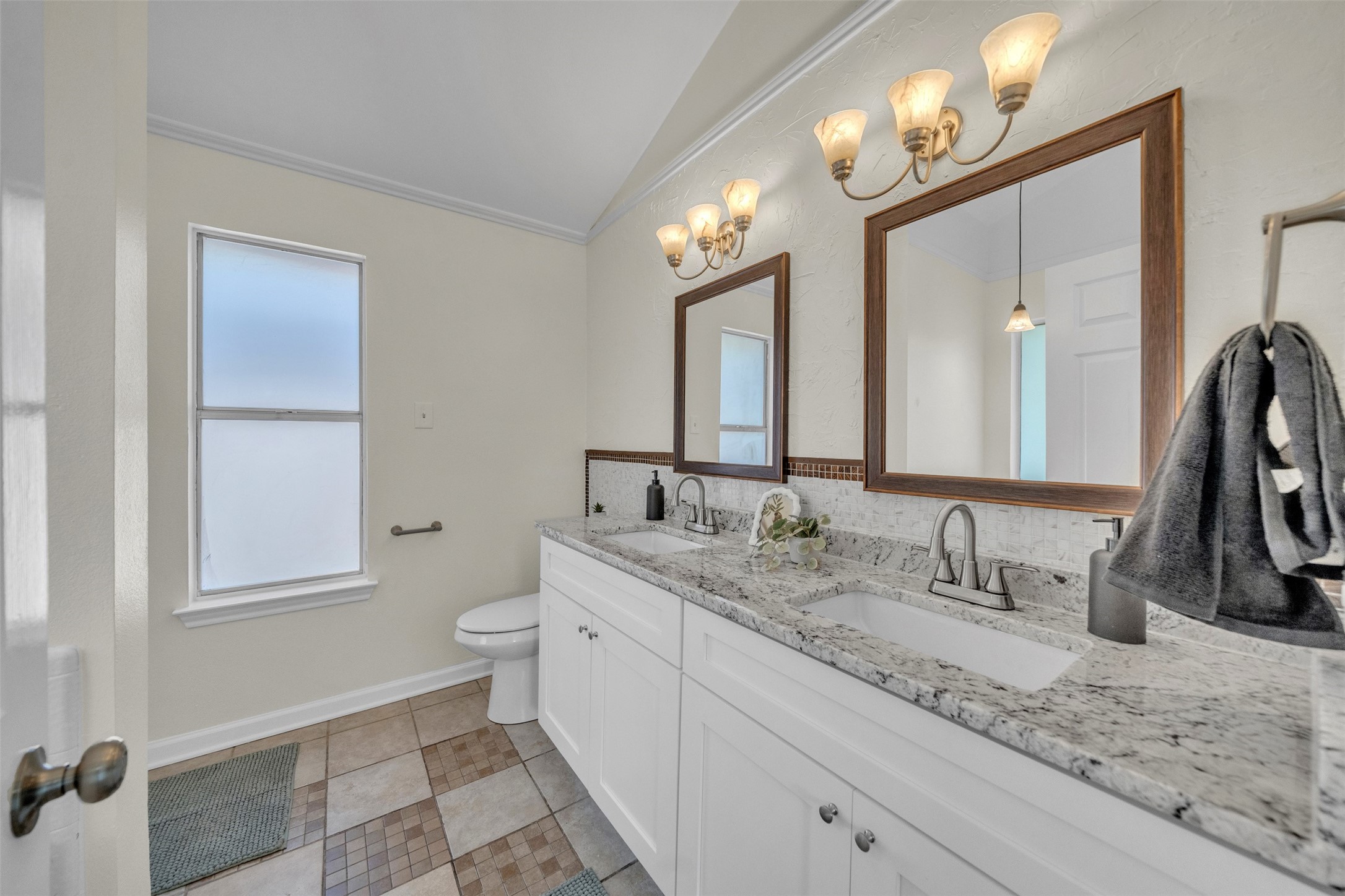 2802 Glen Ridge Drive , Arlington, TX, 76016 | 20934241 | Realty Texas LLC