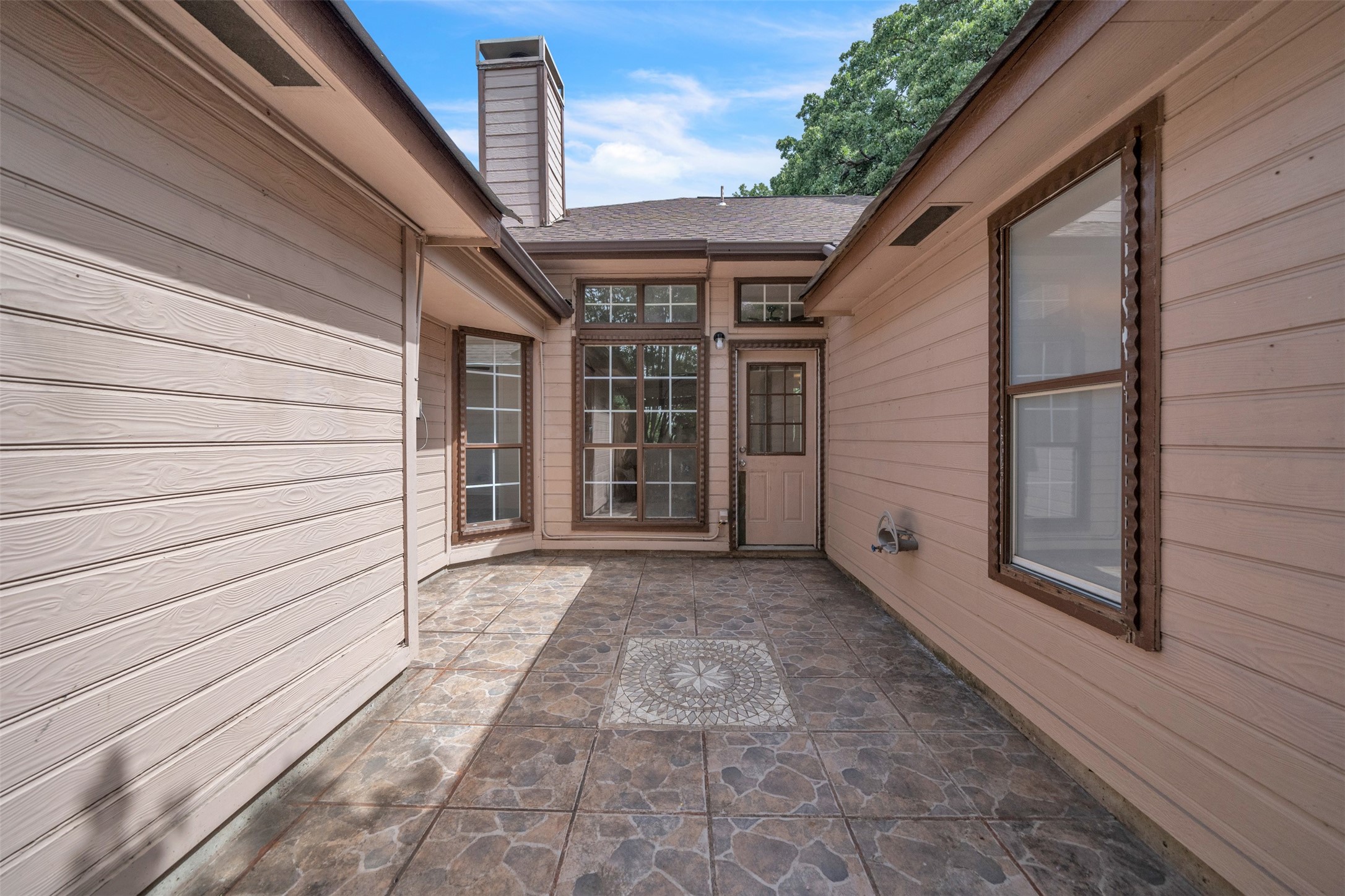 2802 Glen Ridge Drive , Arlington, TX, 76016 | 20934241 | Realty Texas LLC