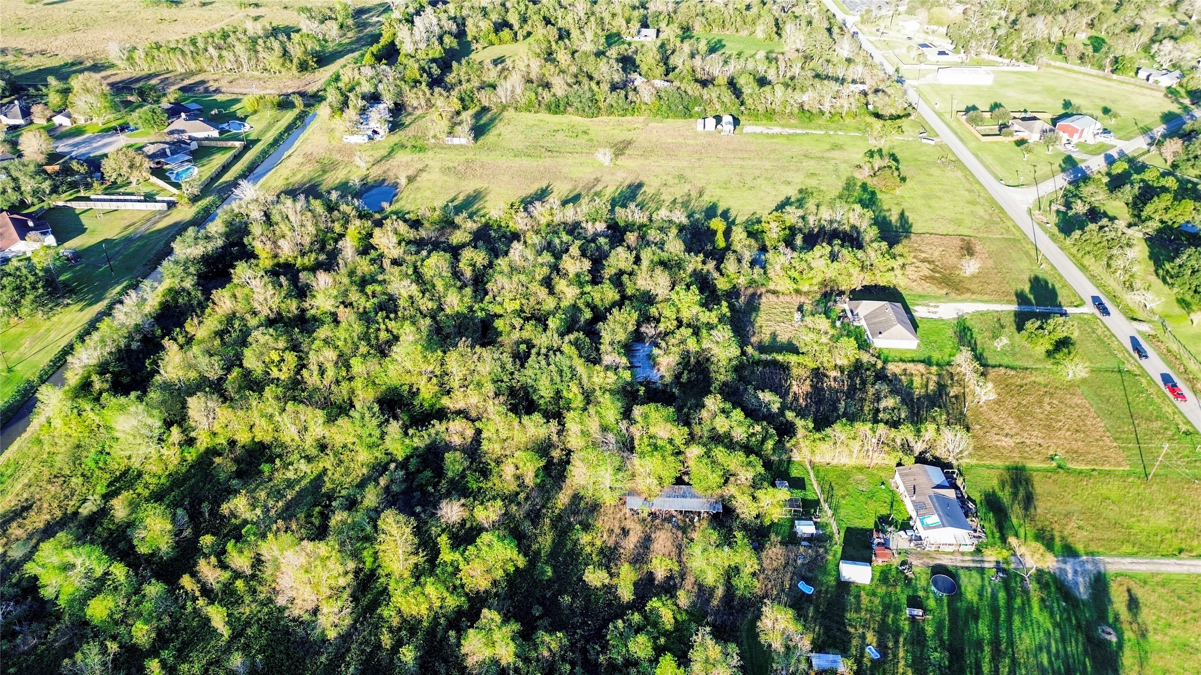 2016 W Davis Bend Street , Alvin, TX, 77511 | 10235256 | Realty Texas LLC