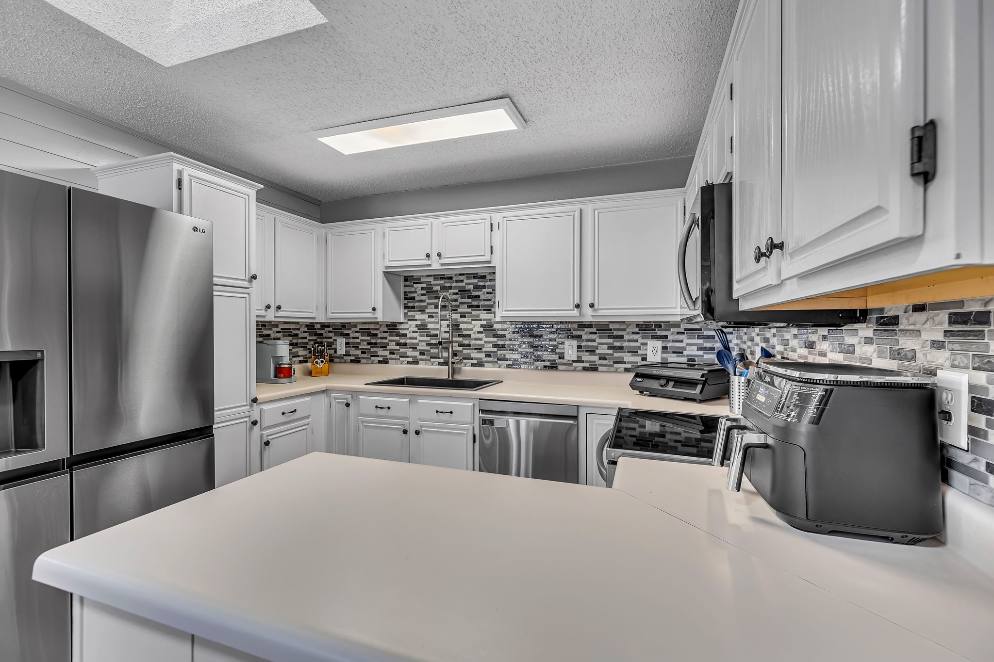703 Valley Spring Drive , Arlington, TX, 76018 | 20933731 | Realty Texas LLC