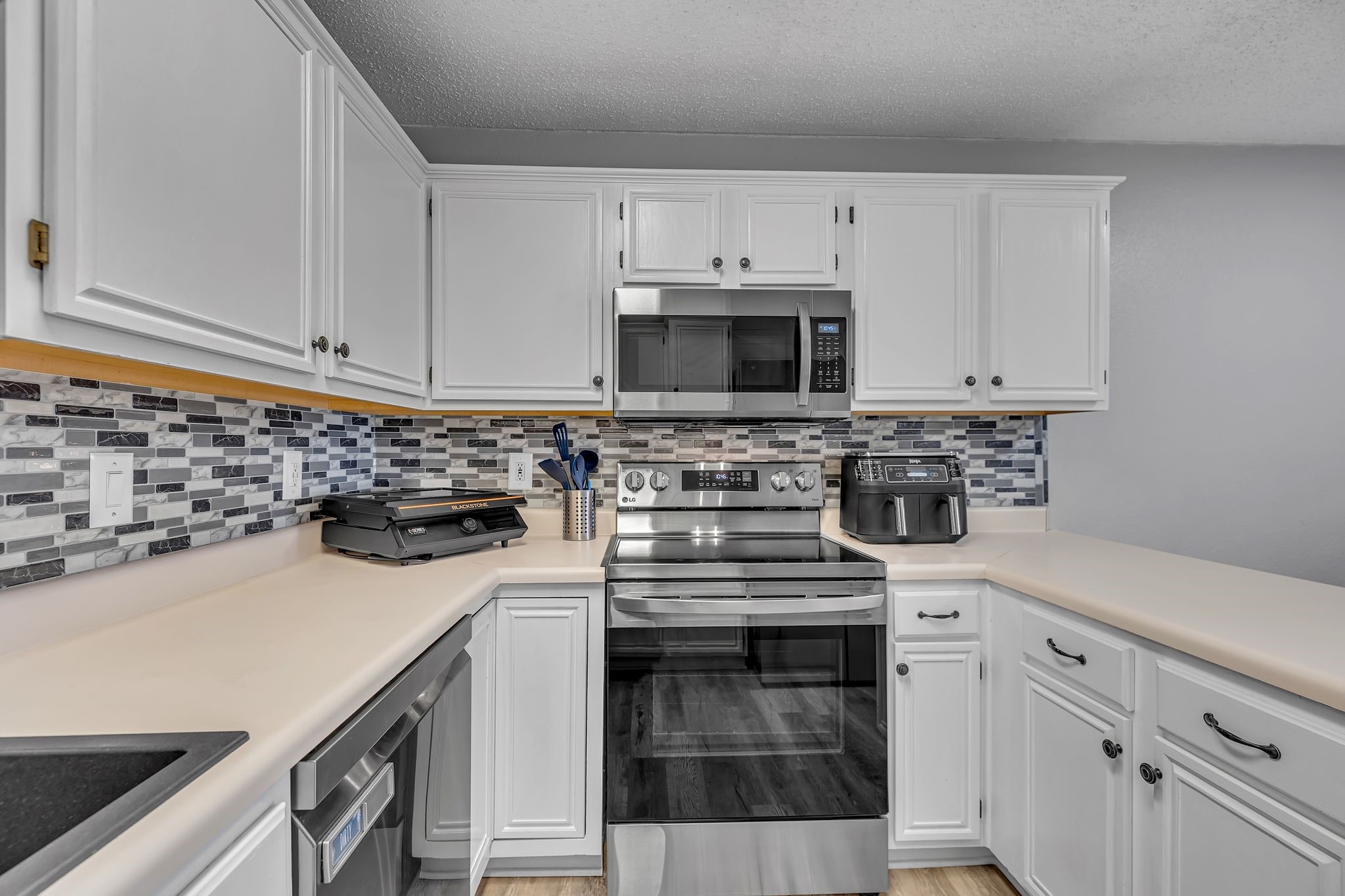 703 Valley Spring Drive , Arlington, TX, 76018 | 20933731 | Realty Texas LLC