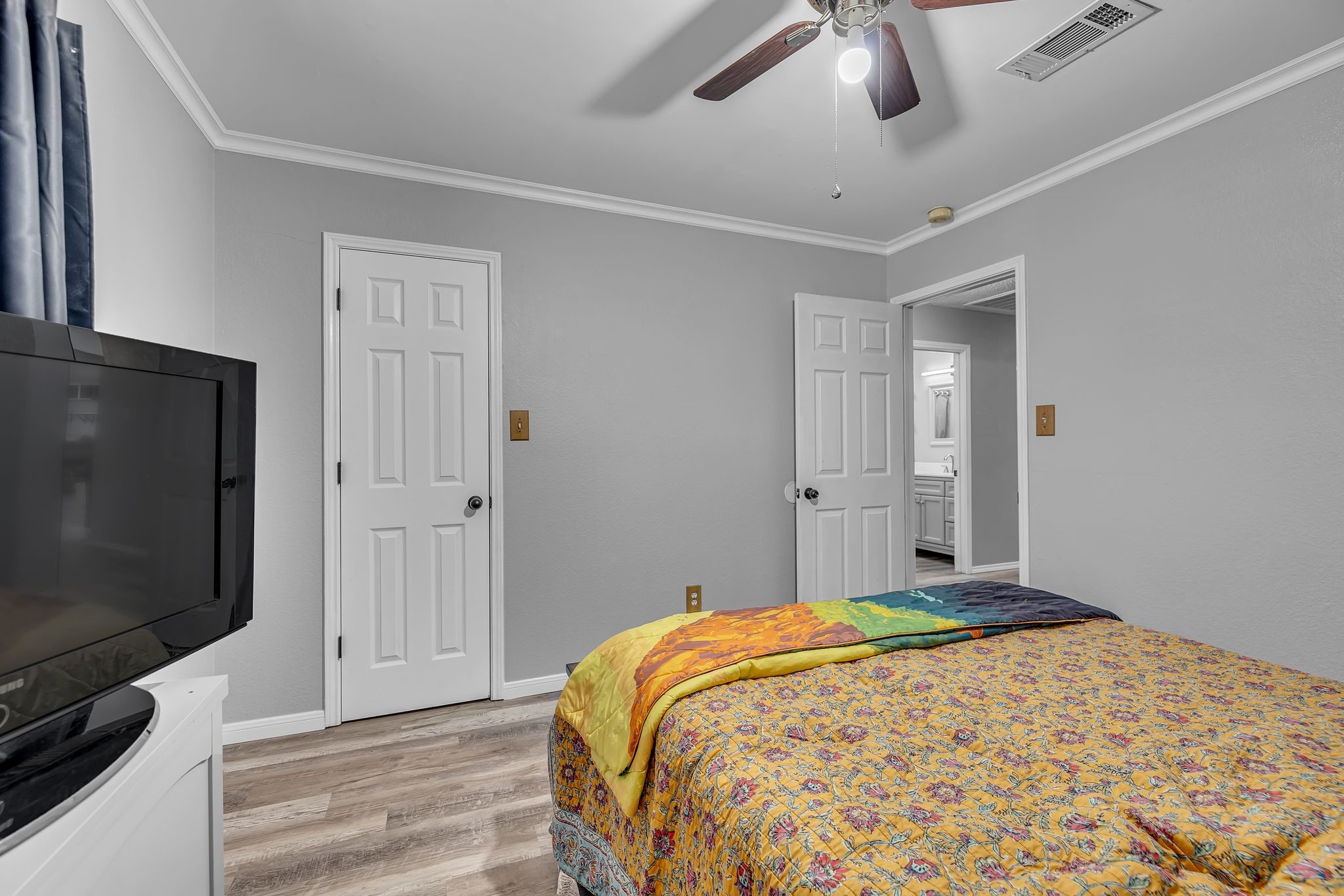 703 Valley Spring Drive , Arlington, TX, 76018 | 20933731 | Realty Texas LLC