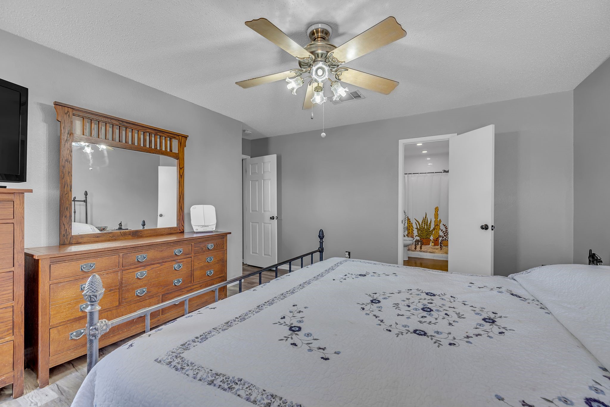 703 Valley Spring Drive , Arlington, TX, 76018 | 20933731 | Realty Texas LLC