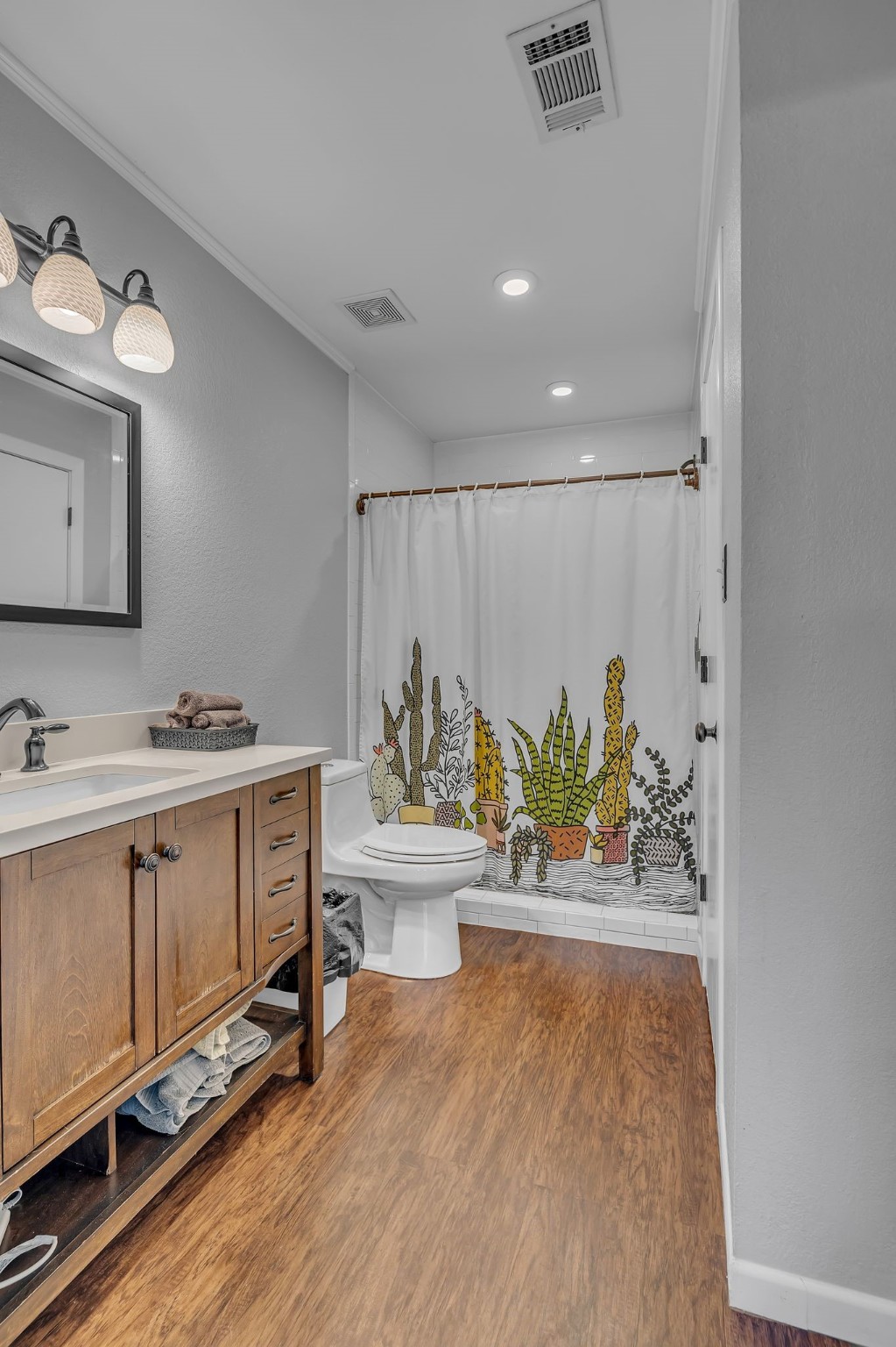703 Valley Spring Drive , Arlington, TX, 76018 | 20933731 | Realty Texas LLC