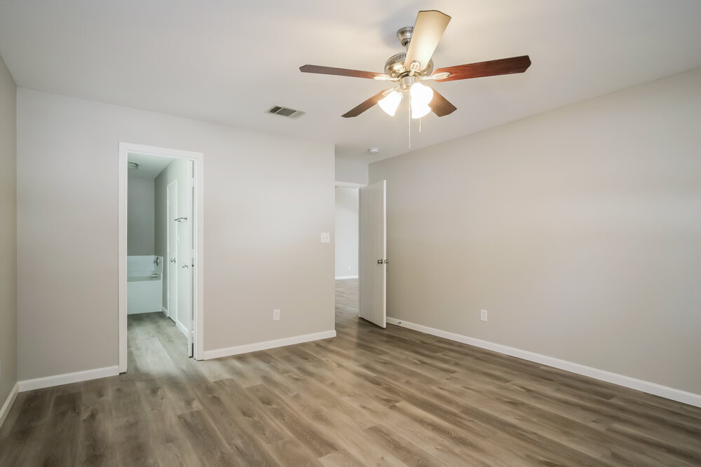 119 Wilderness Trail , Elgin, TX, 78621 | 3685123 | Realty Texas LLC