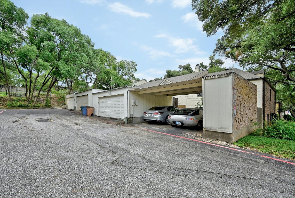 6637 Valleyside Road , Austin, TX, 78731 | 3090564 | Realty Texas LLC