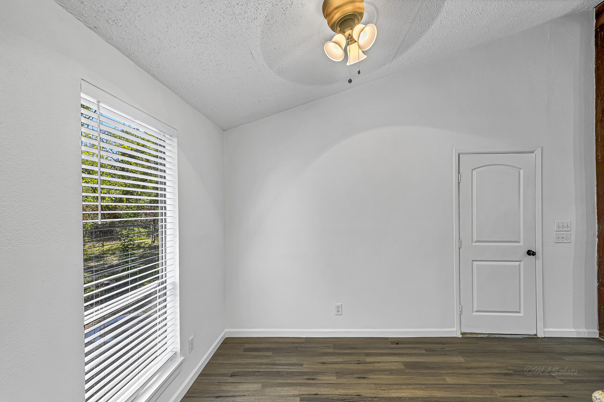 32B E Rivercrest Drive , Houston, TX, 77042 | 30546755 | Realty Texas LLC