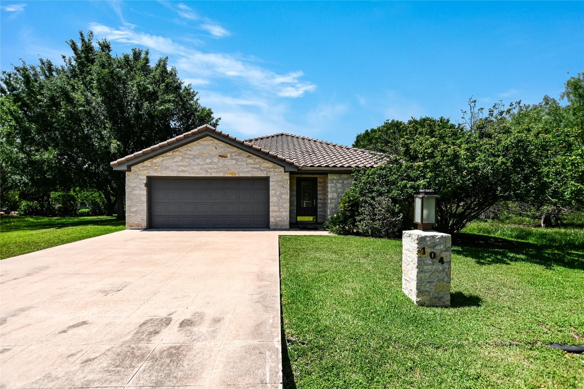 104 Springfield, Horseshoe Bay, TX, 78657 | 6291473 | Realty Texas LLC