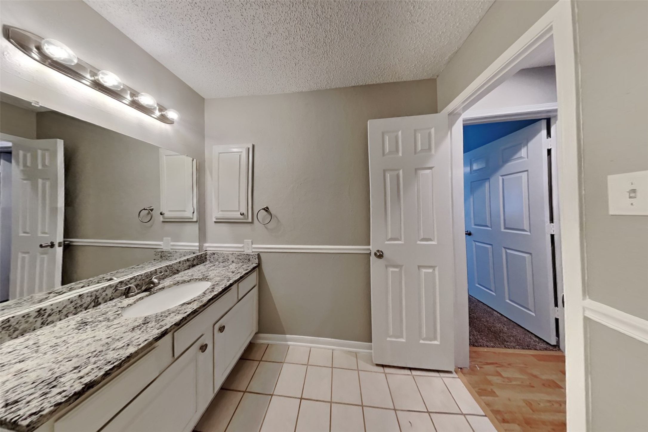 508 Holliday Lane , Euless, TX, 76039 | 20935344 | Realty Texas LLC