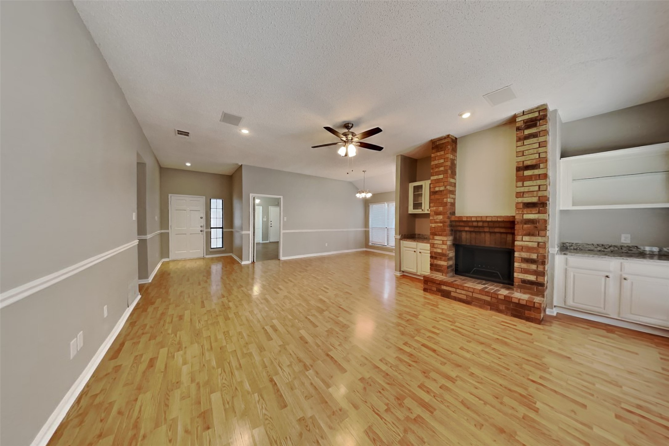 508 Holliday Lane , Euless, TX, 76039 | 20935344 | Realty Texas LLC