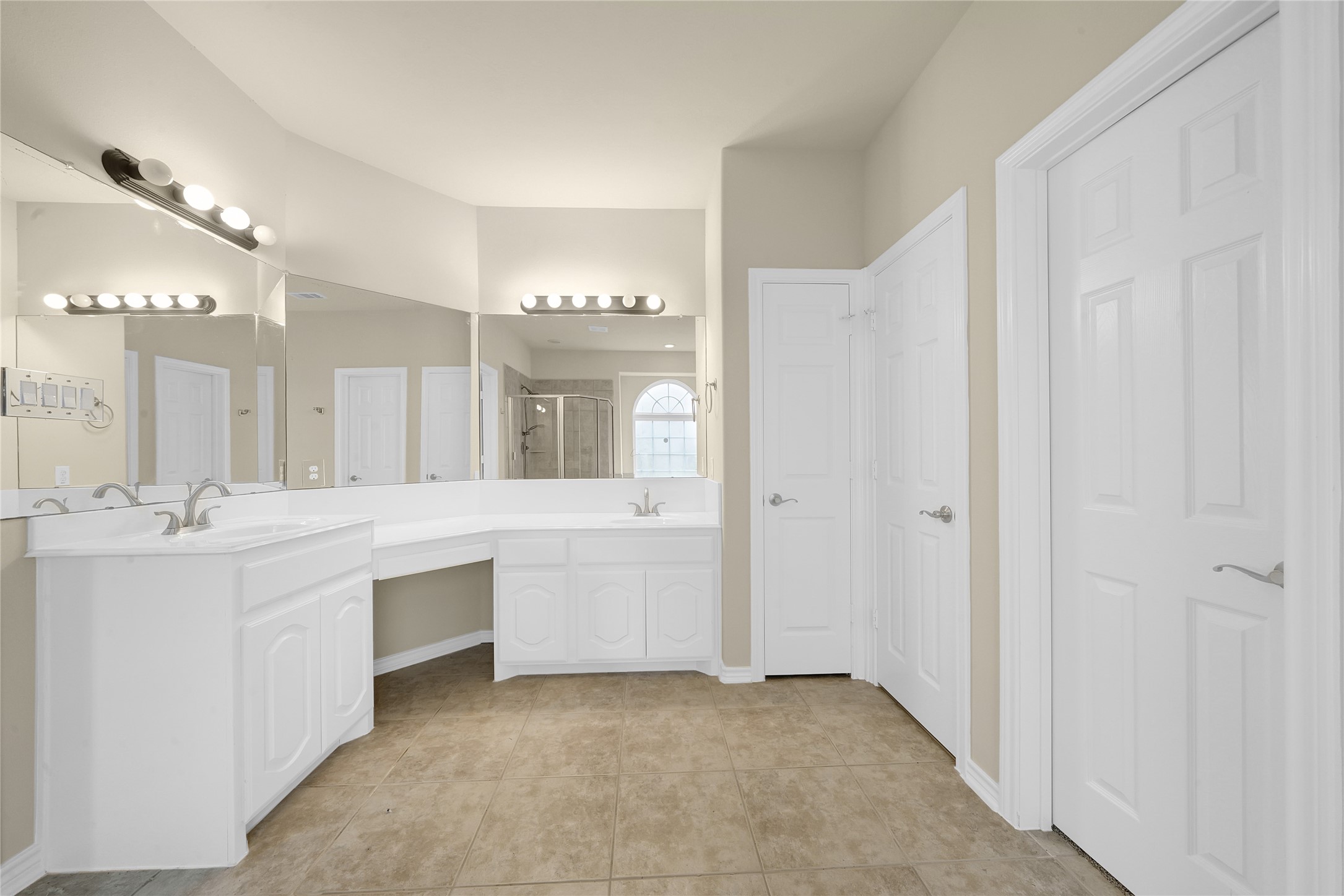 2108 Asbury Court , Pearland, TX, 77581 | 28552588 | Realty Texas LLC