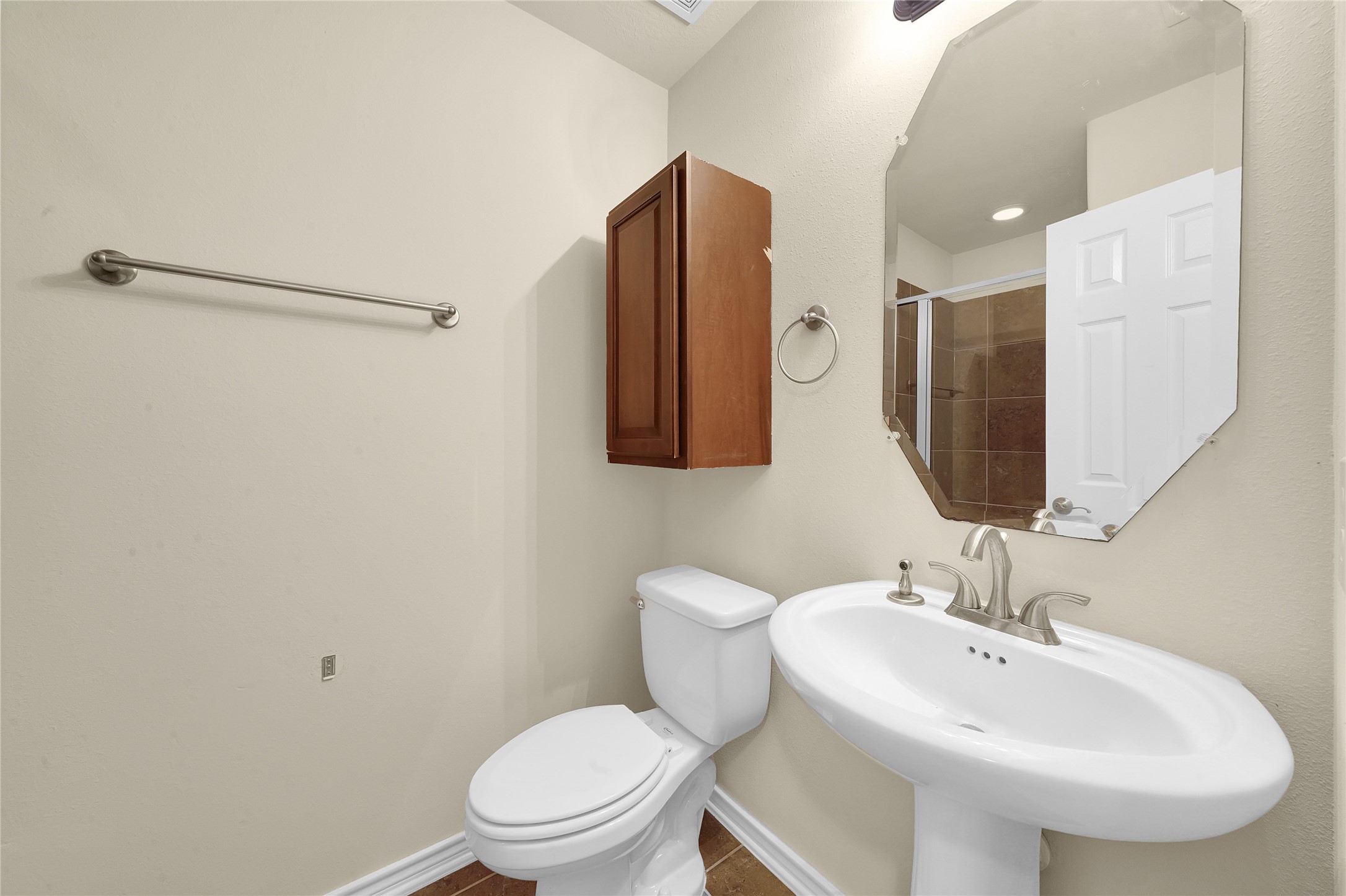 2108 Asbury Court , Pearland, TX, 77581 | 28552588 | Realty Texas LLC