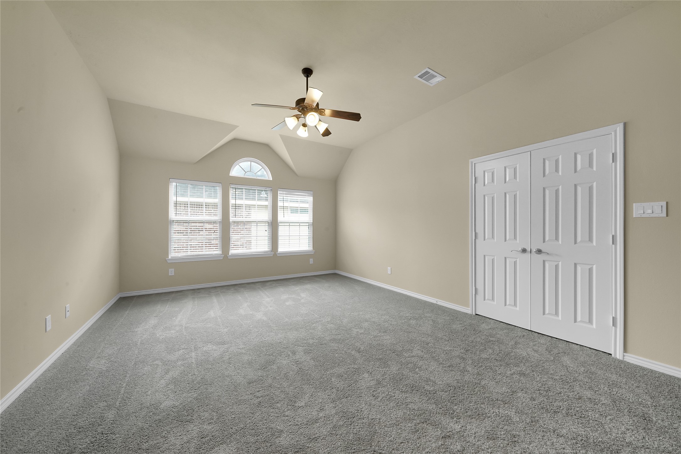 2108 Asbury Court , Pearland, TX, 77581 | 28552588 | Realty Texas LLC