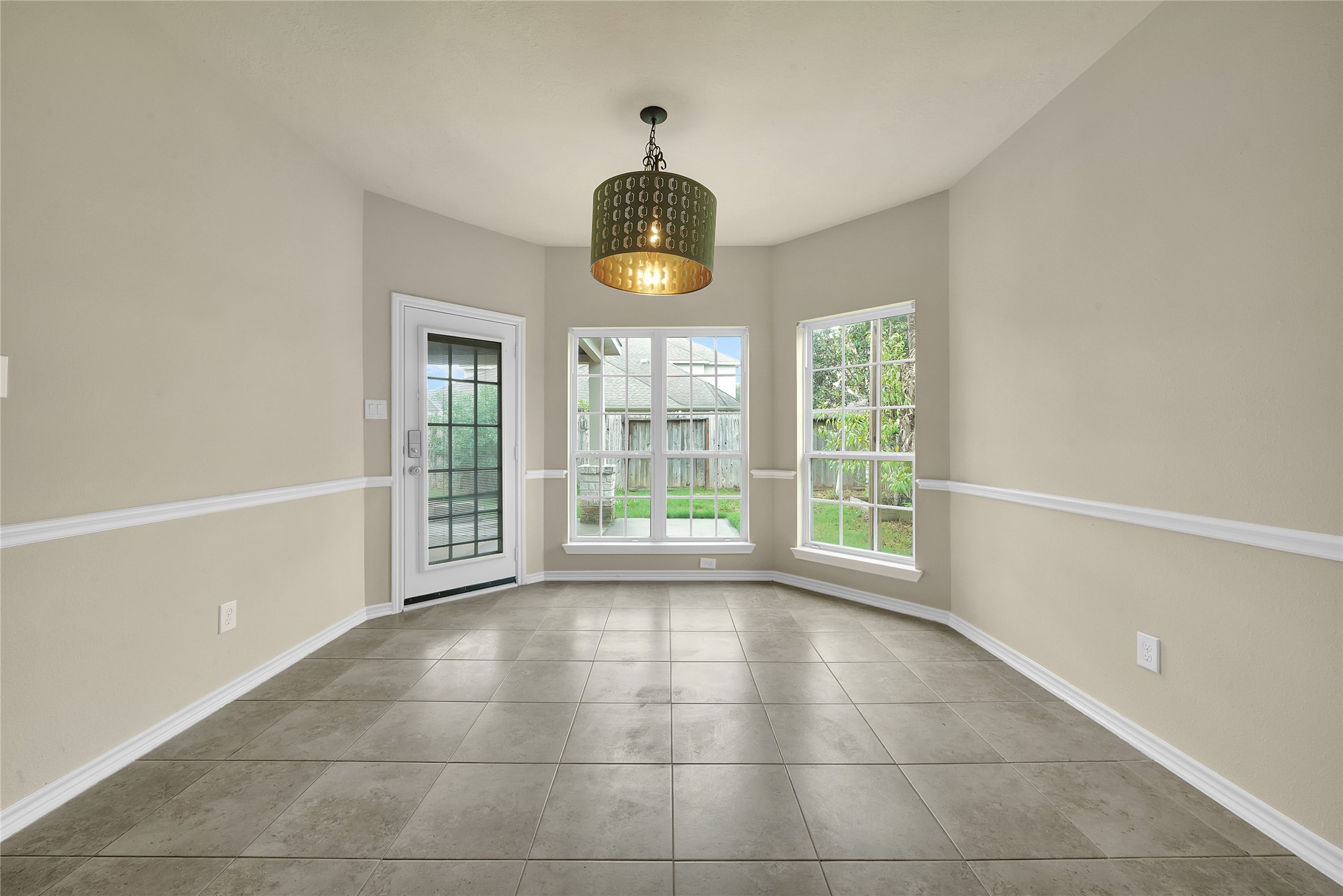 2108 Asbury Court , Pearland, TX, 77581 | 28552588 | Realty Texas LLC