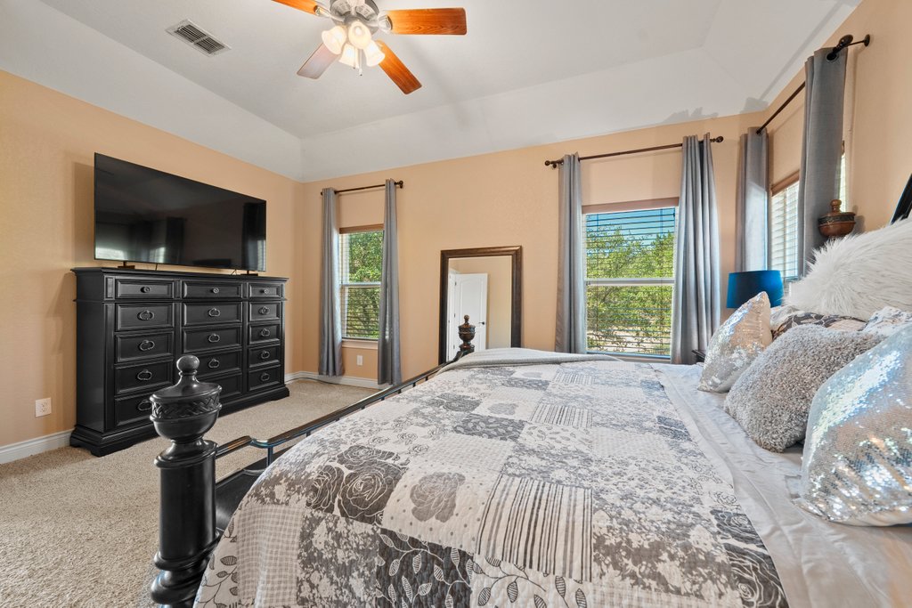 2038 Owl , Canyon Lake, TX, 78133 | 25005749 | Realty Texas LLC