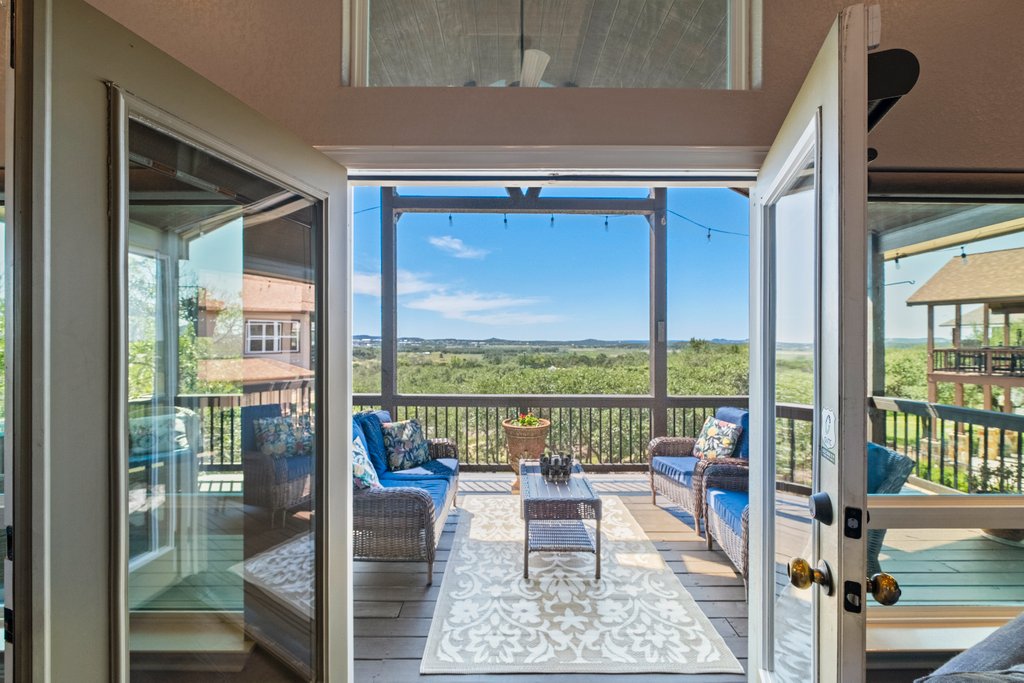 2038 Owl , Canyon Lake, TX, 78133 | 25005749 | Realty Texas LLC
